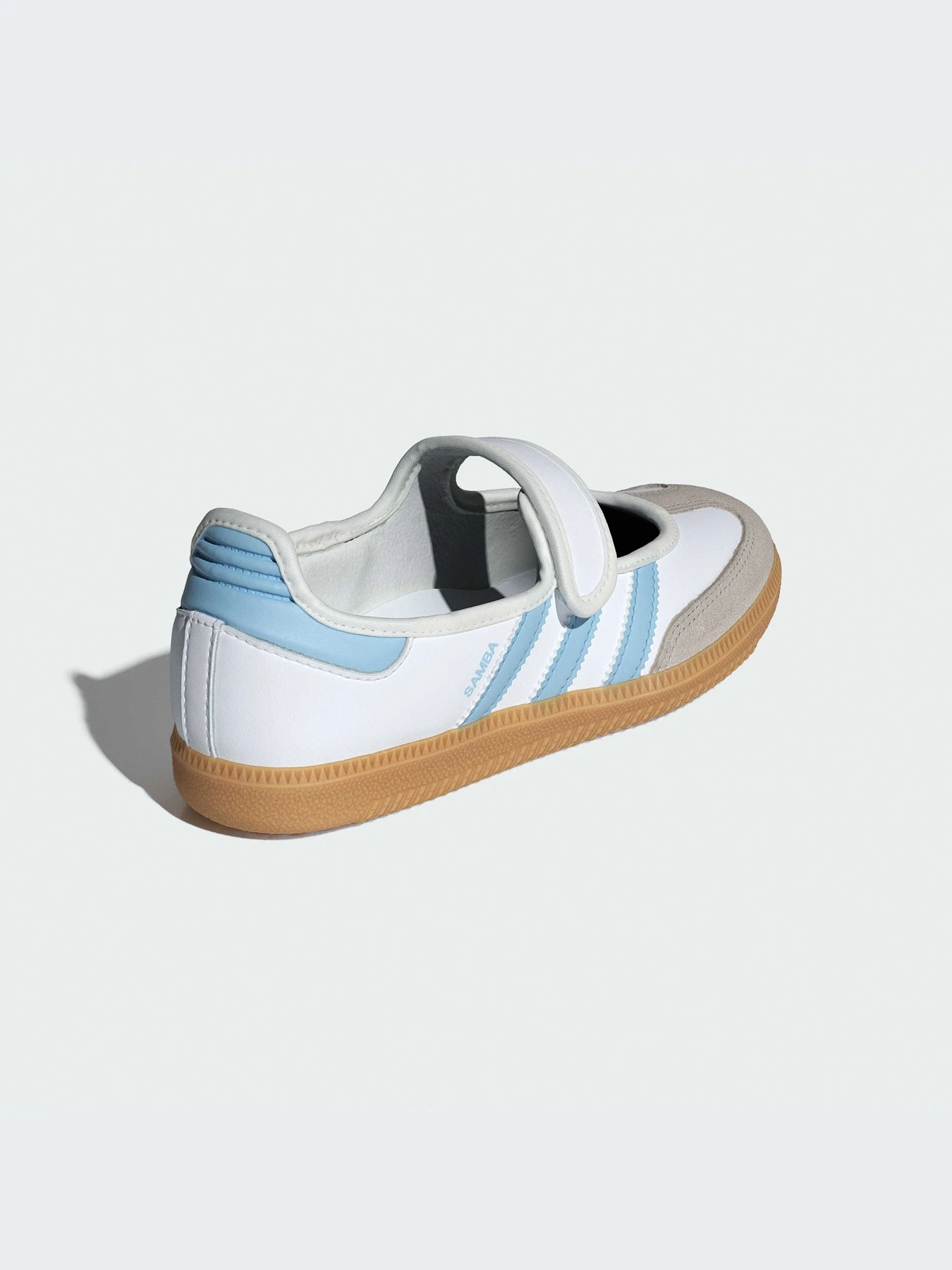 Туфли и лоферы Adidas модель JP9545-KZ Фото