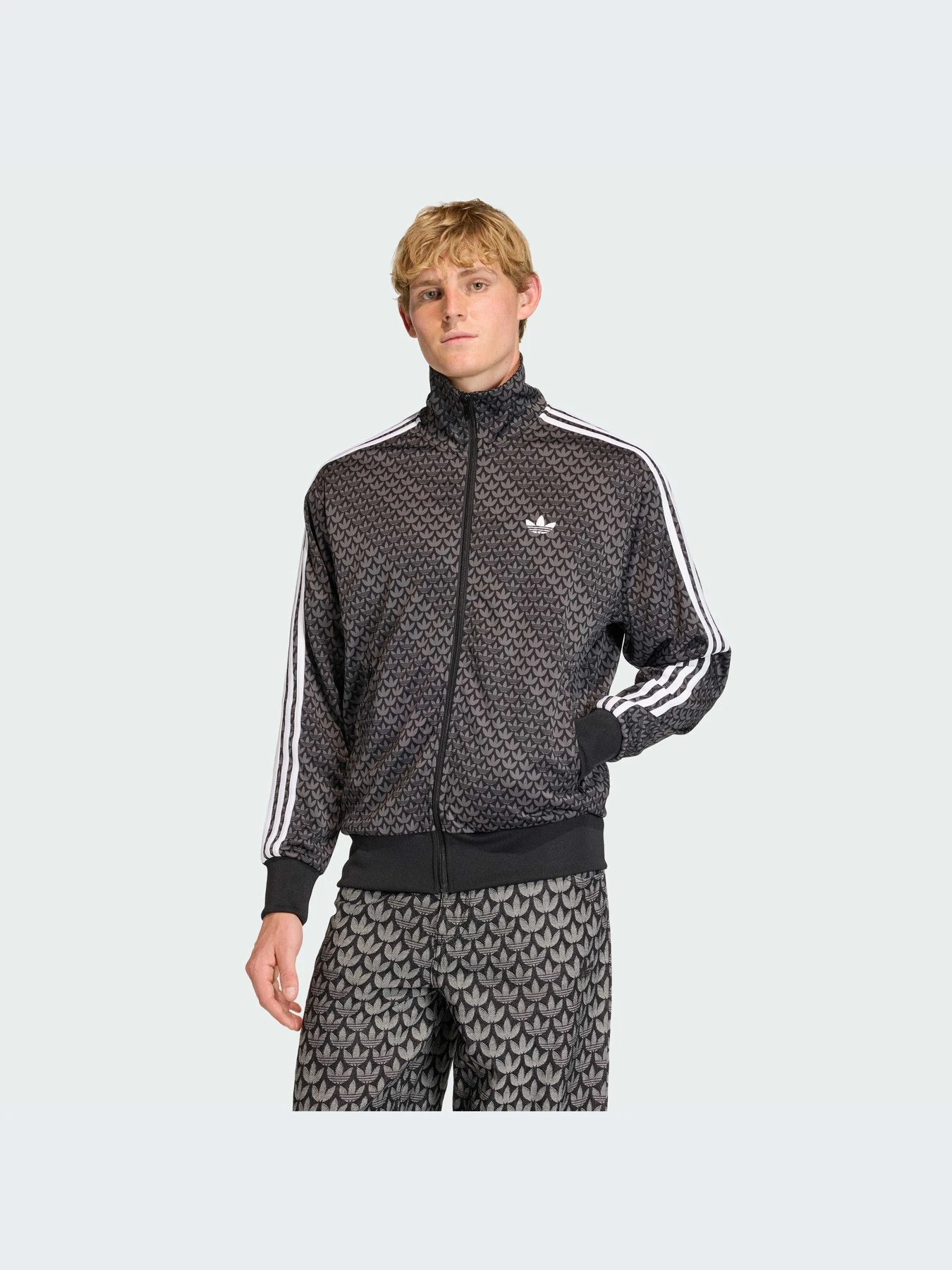 Худи и свитшоты Adidas модель KC9158-KZ Худи и свитшоты Adidas модель KC9158-KZ Фото