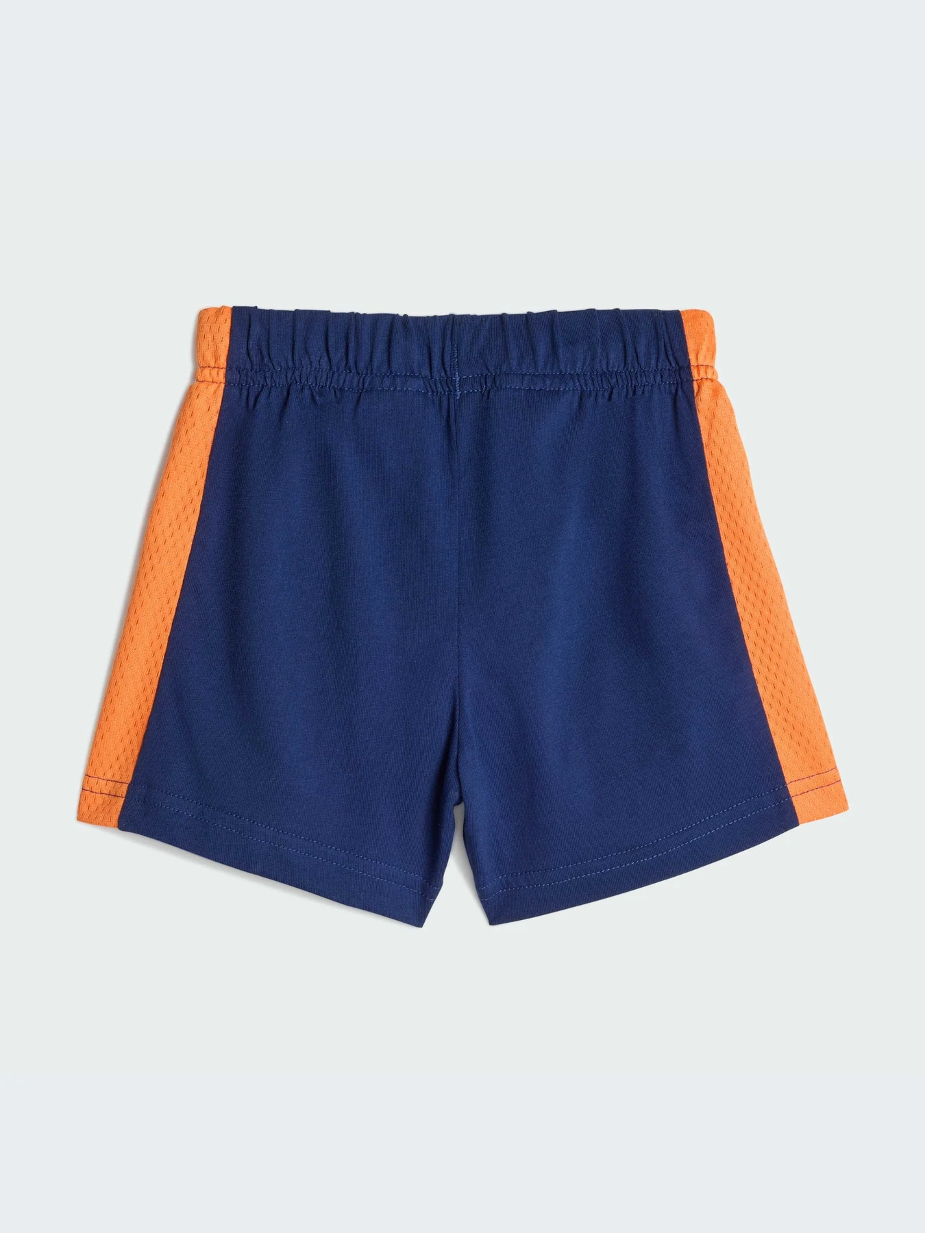 Костюмы Adidas модель JZ3547-KZ Костюмы Adidas модель JZ3547-KZ Фото