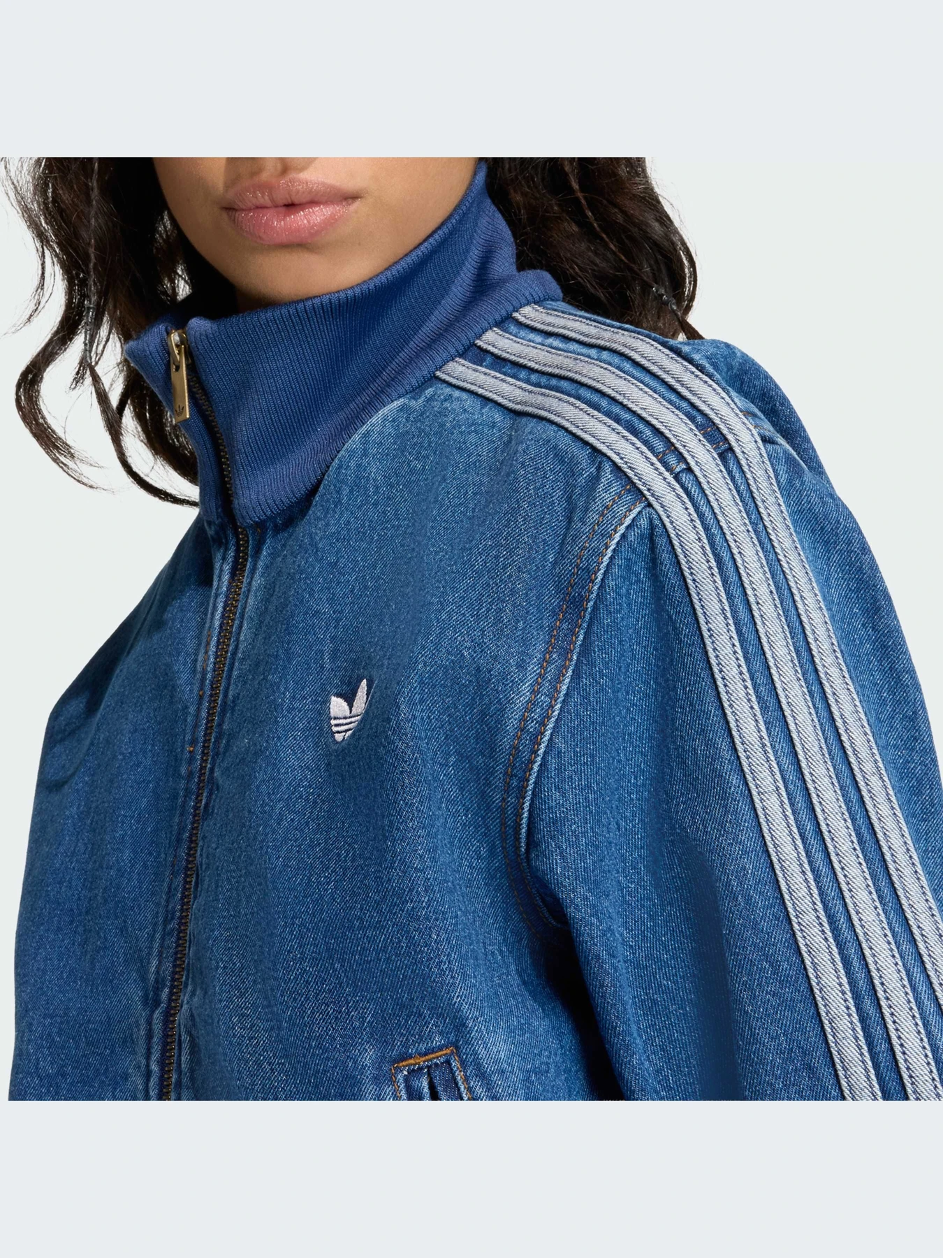 Худи и свитшоты Adidas модель KD2913-KZ Худи и свитшоты Adidas модель KD2913-KZ Фото