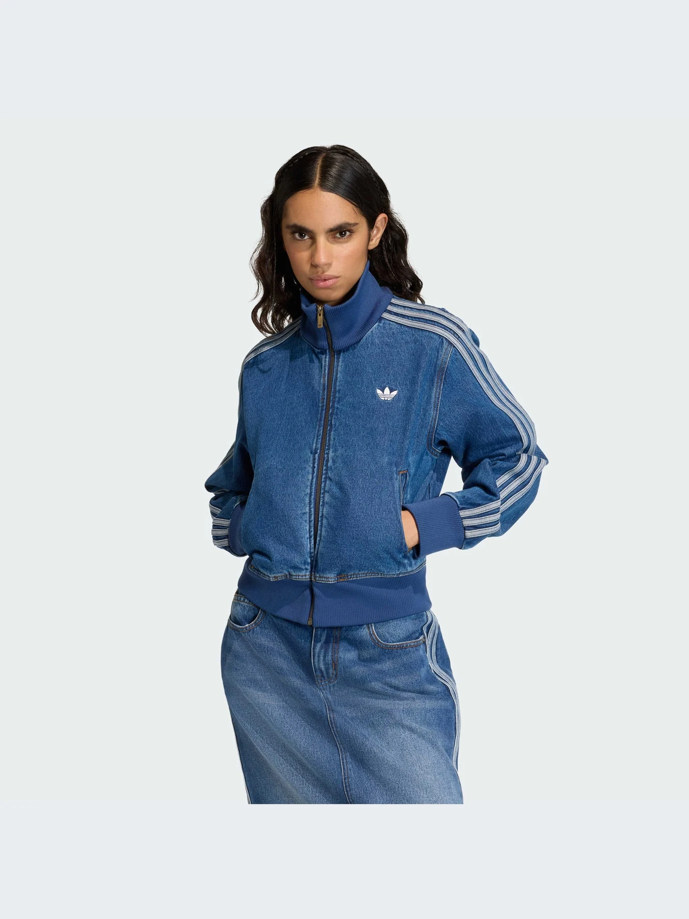 Худи и свитшоты Adidas модель KD2913-KZ Худи и свитшоты Adidas модель KD2913-KZ Фото