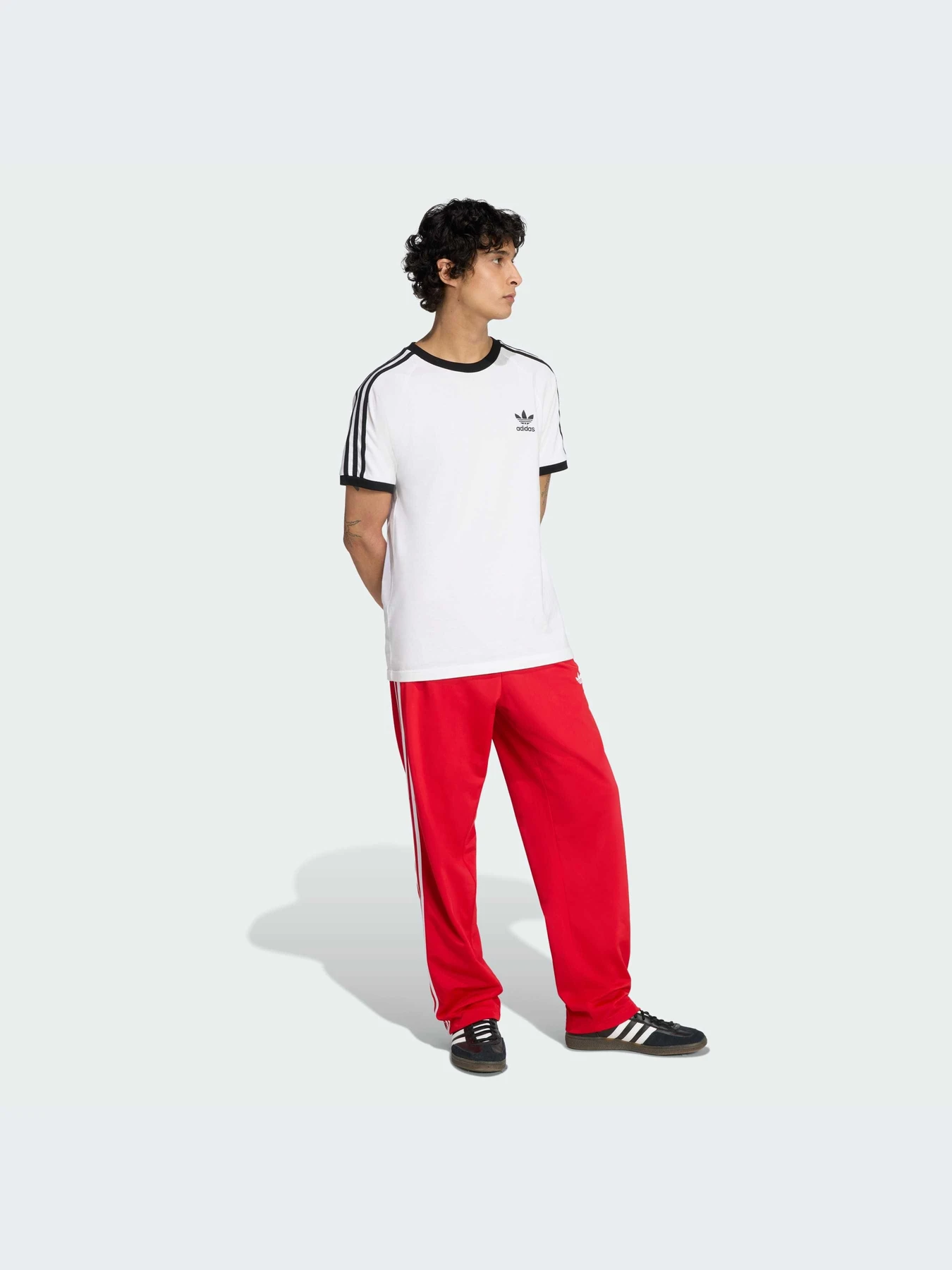 Брюки Adidas Adicolor модель KD8319-KZ Брюки Adidas Adicolor модель KD8319-KZ Фото