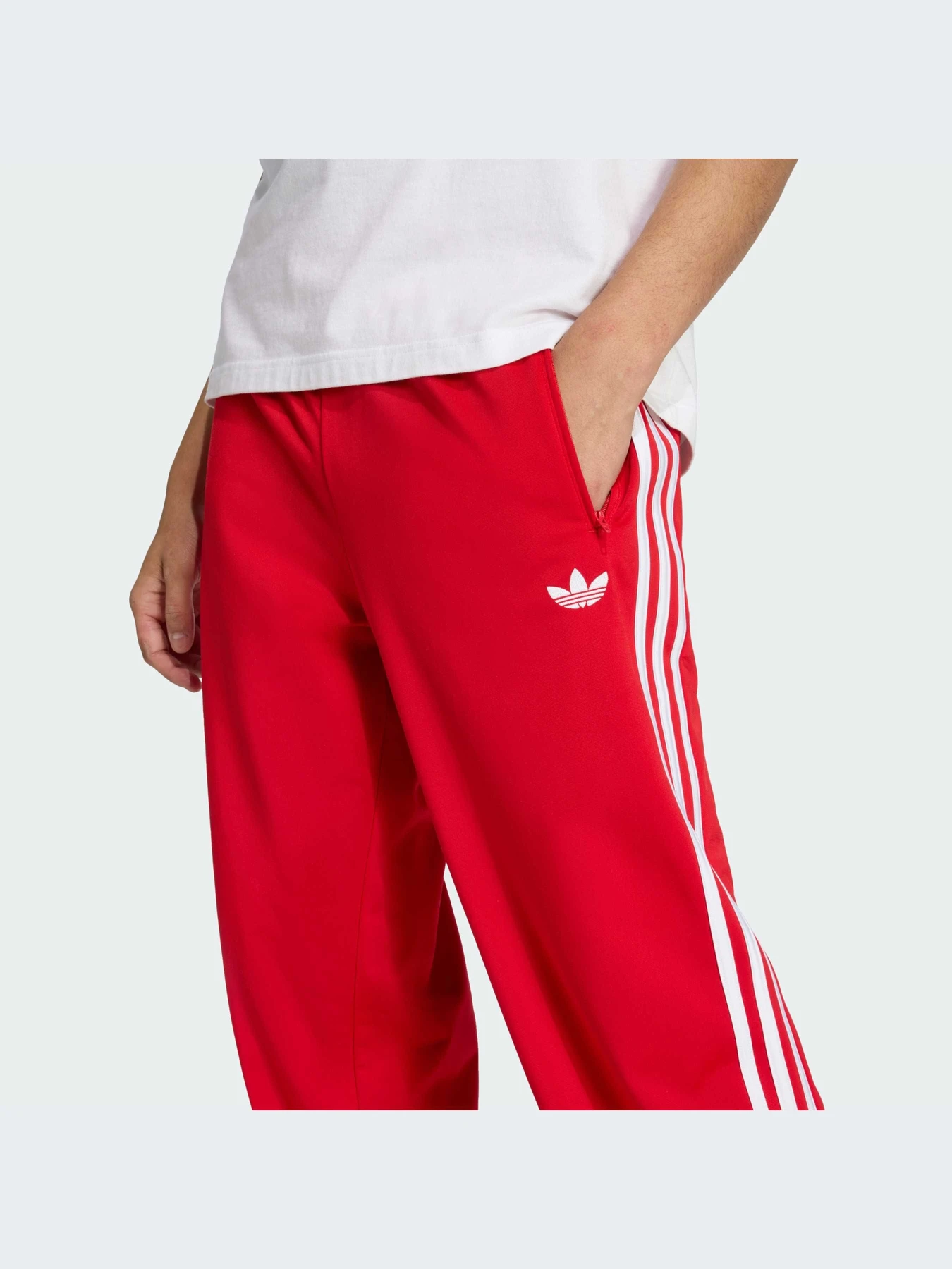 Брюки Adidas Adicolor модель KD8319-KZ Брюки Adidas Adicolor модель KD8319-KZ Фото