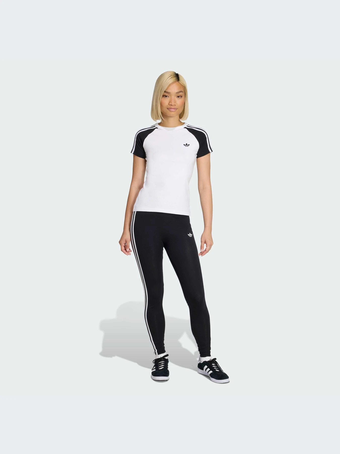 Футболки и поло Adidas Adicolor модель KD3799-KZ Футболки и поло Adidas Adicolor модель KD3799-KZ Фото