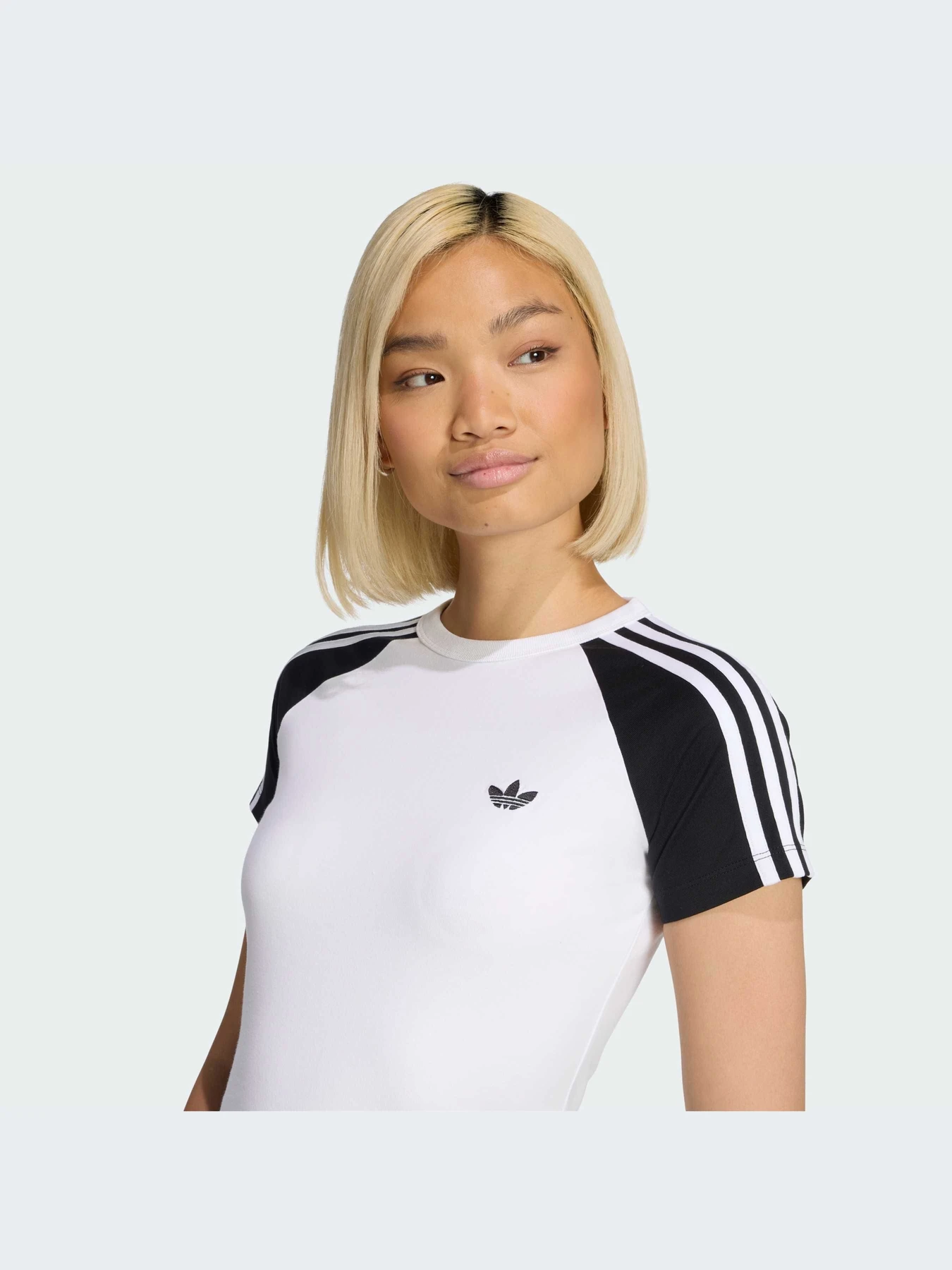 Футболки и поло Adidas Adicolor модель KD3799-KZ Футболки и поло Adidas Adicolor модель KD3799-KZ Фото