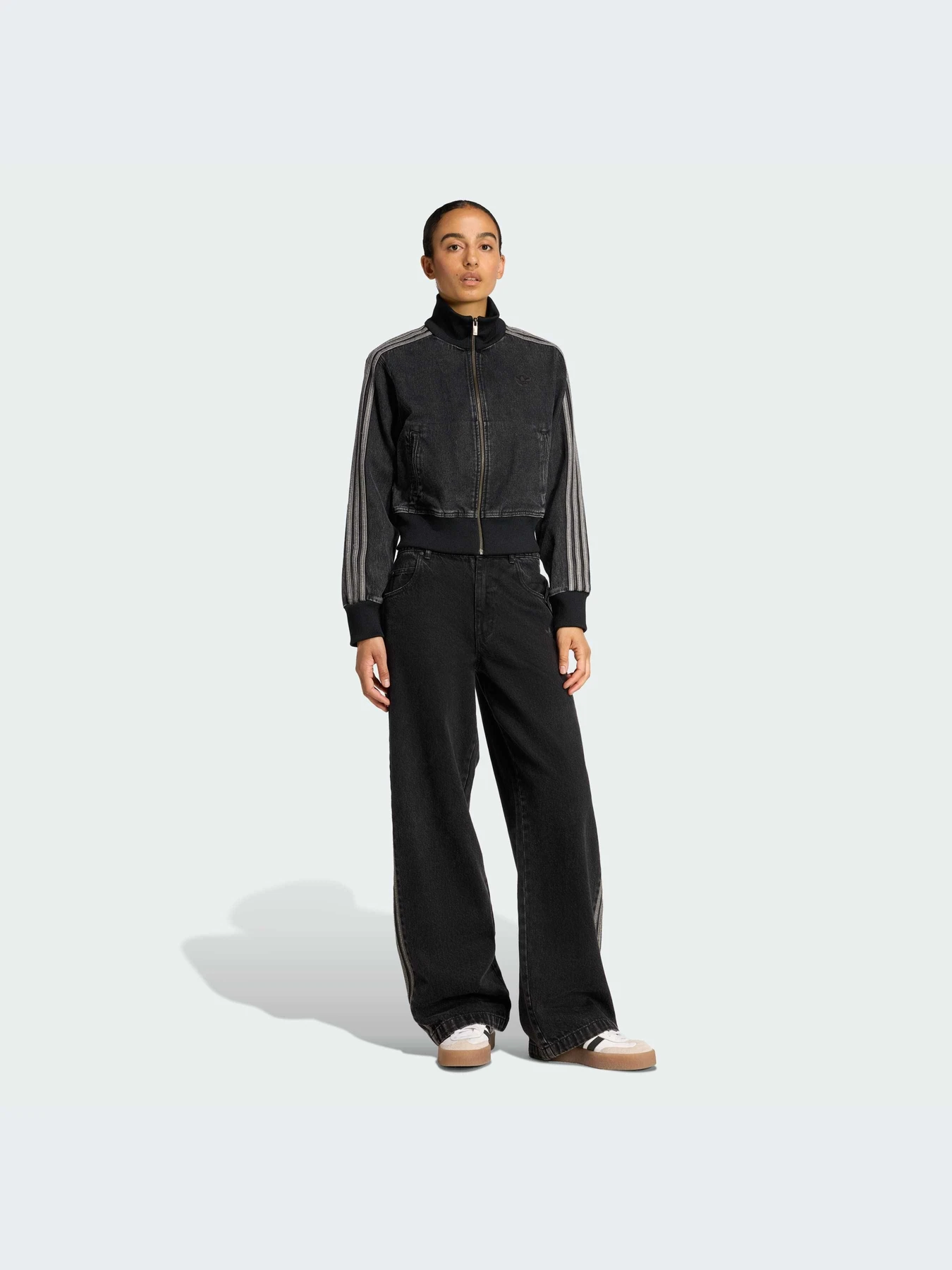 Худи и свитшоты Adidas модель KD2898-KZ Худи и свитшоты Adidas модель KD2898-KZ Фото