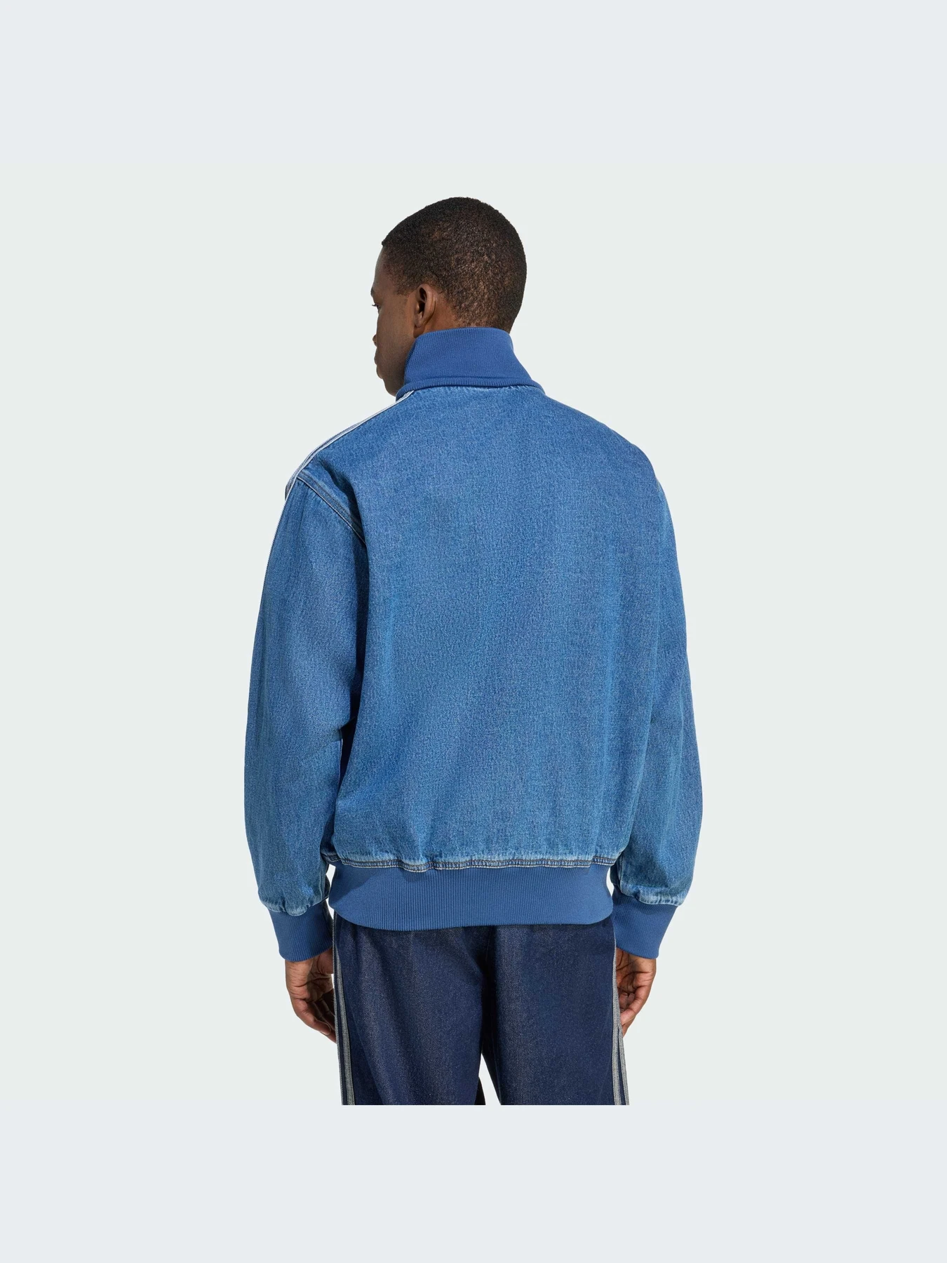 Худи и свитшоты Adidas модель KD1517-KZ Худи и свитшоты Adidas модель KD1517-KZ Фото