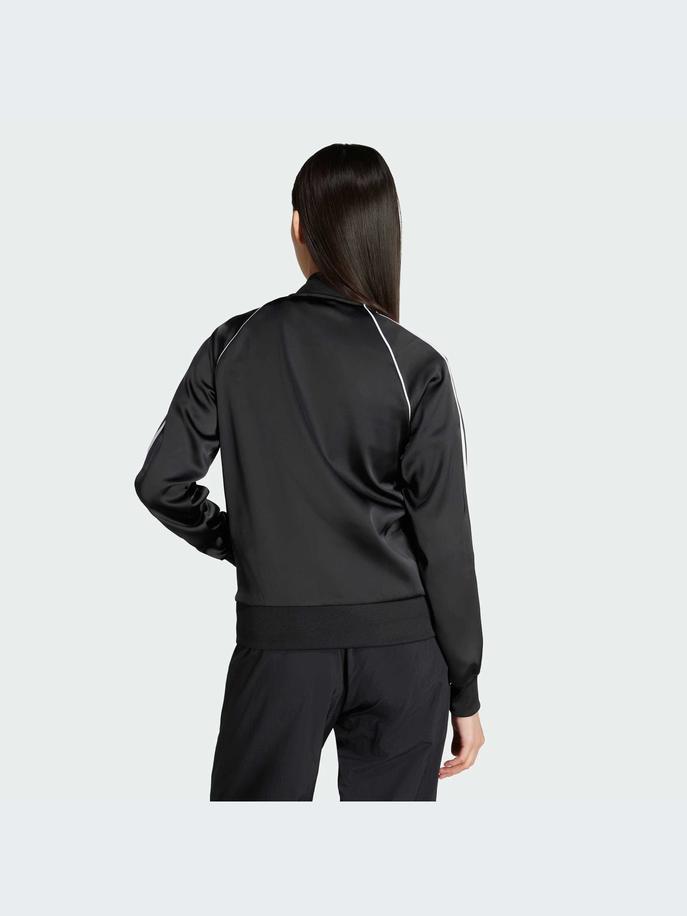 Худи и свитшоты Adidas Adicolor модель JZ6733-KZ Худи и свитшоты Adidas Adicolor модель JZ6733-KZ Фото