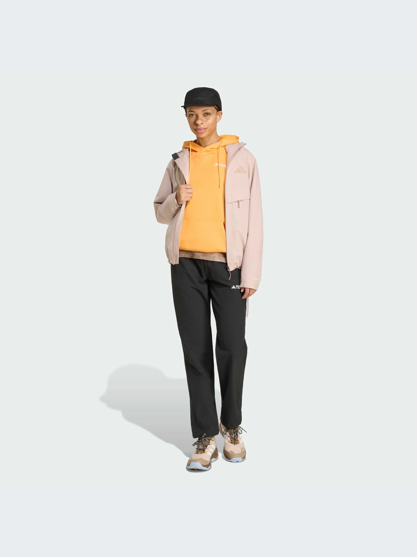 Куртки и дубленки Adidas модель KA7037-KZ Куртки и дубленки Adidas модель KA7037-KZ Фото