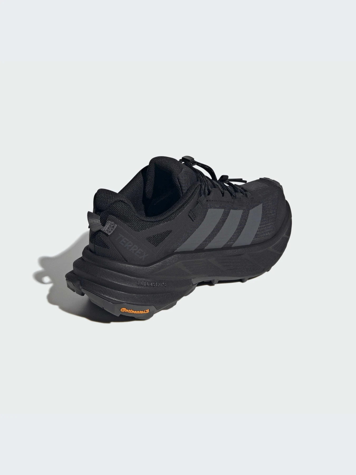 Кроссовки Adidas Terrex модель KJ4430-KZ Кроссовки Adidas Terrex модель KJ4430-KZ Фото