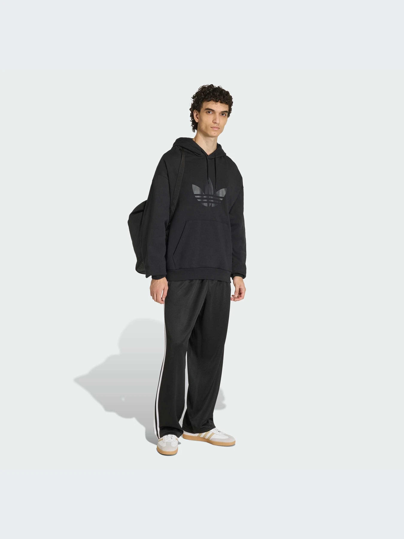 Брюки Adidas Adicolor модель KC8534-KZ Брюки Adidas Adicolor модель KC8534-KZ Фото