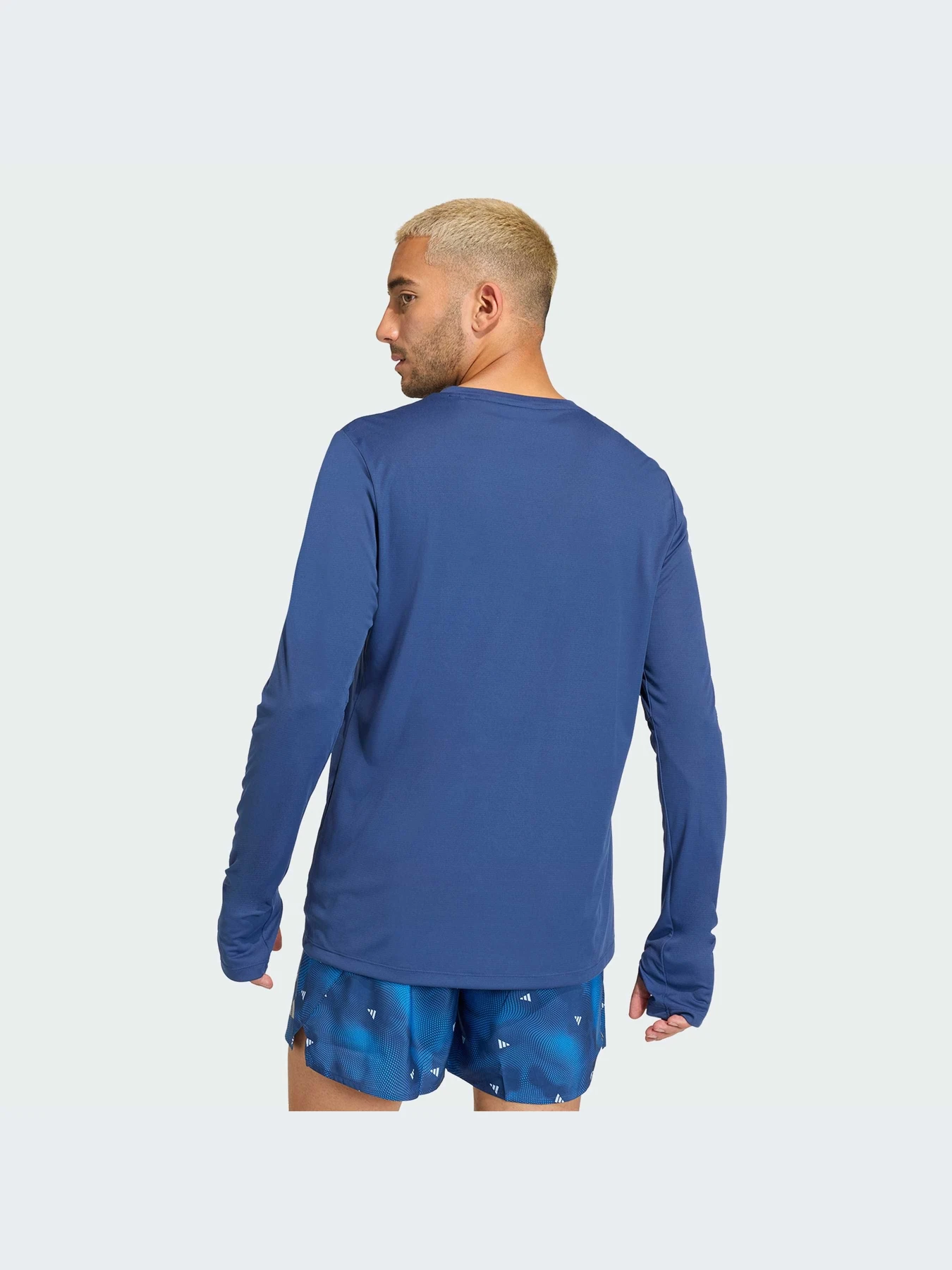 Худи и свитшоты Adidas модель KE8421-KZ Худи и свитшоты Adidas модель KE8421-KZ Фото