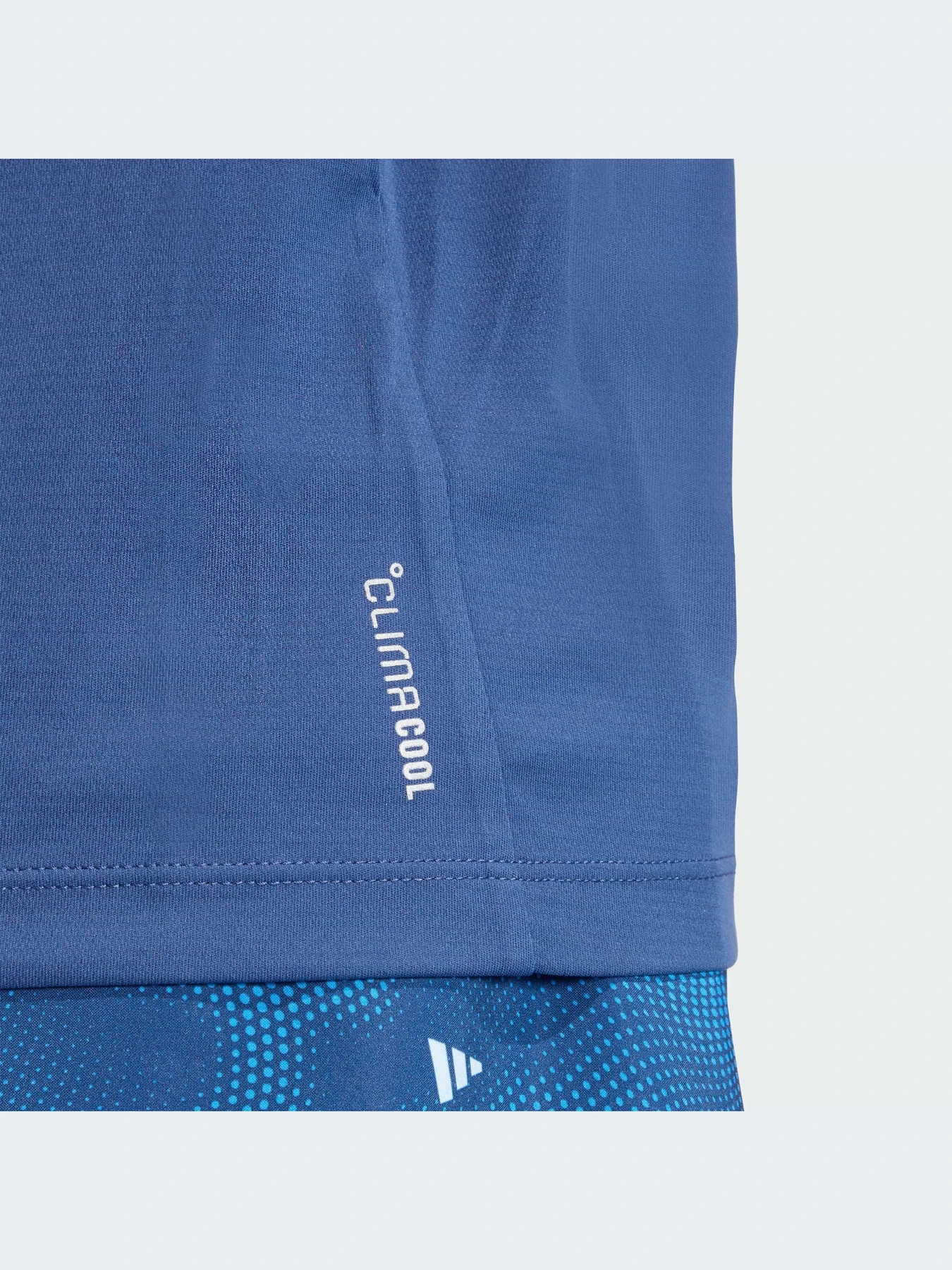 Худи и свитшоты Adidas модель KE8421-KZ Худи и свитшоты Adidas модель KE8421-KZ Фото