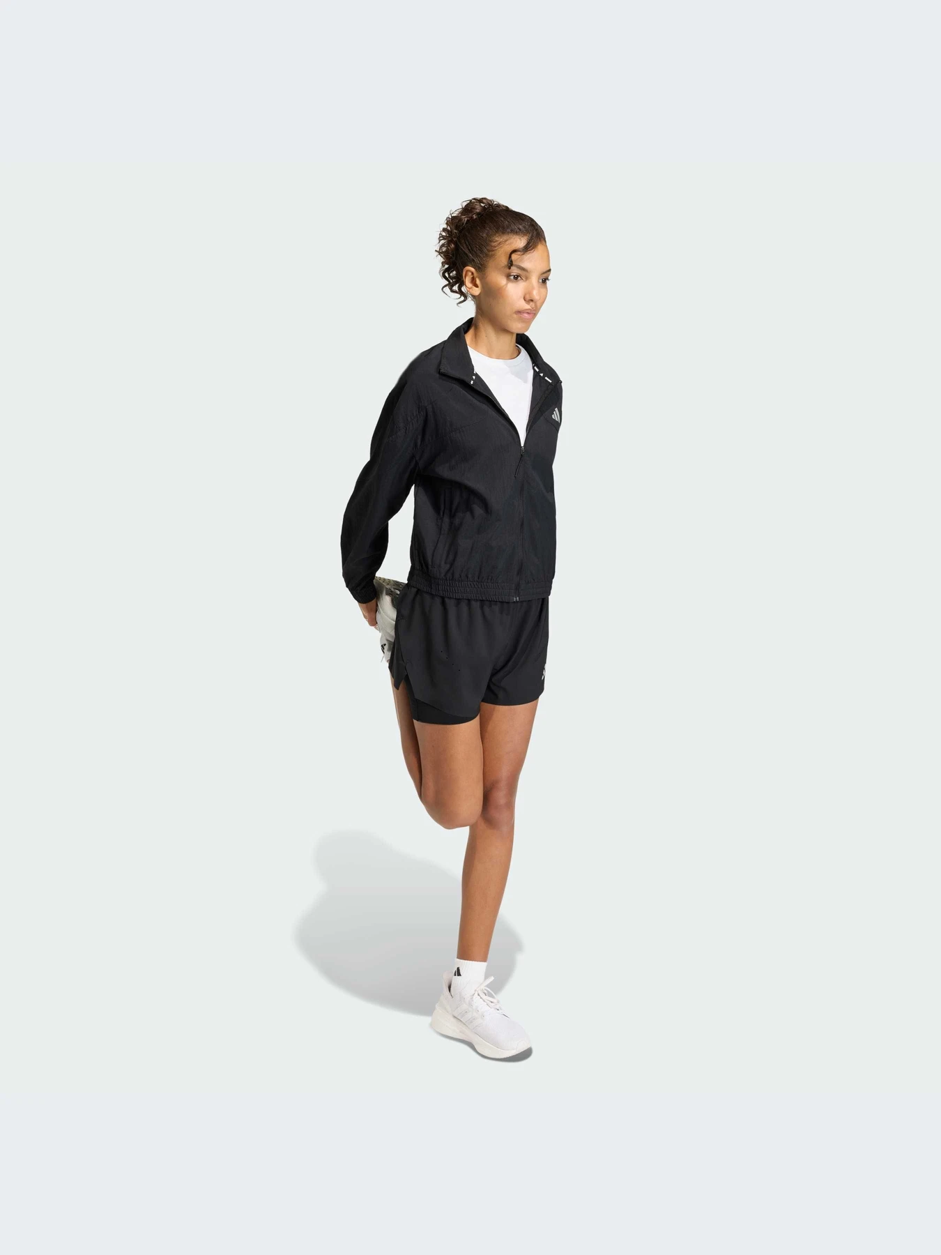Куртки и дубленки Adidas модель JY7450-KZ Куртки и дубленки Adidas модель JY7450-KZ Фото