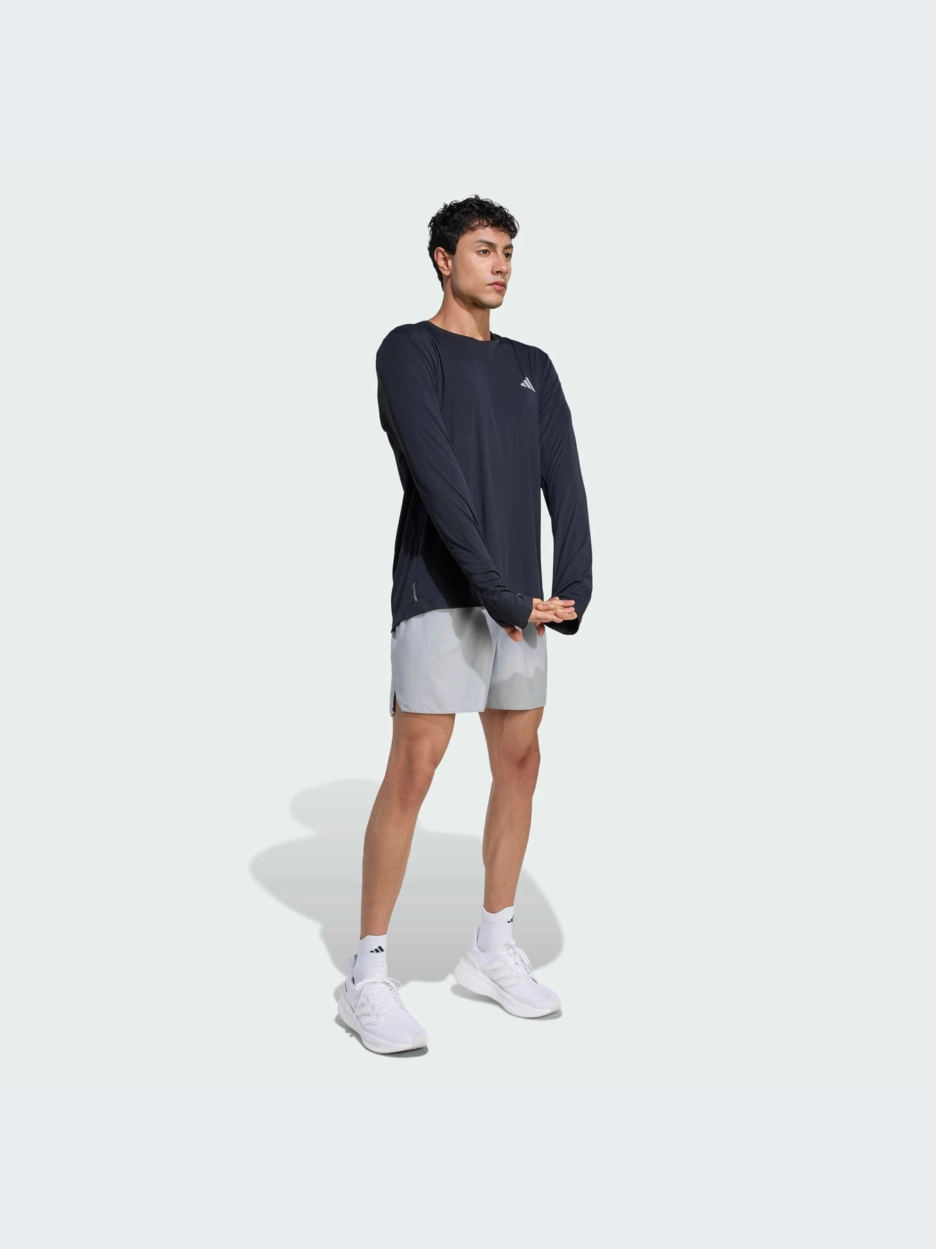 Худи и свитшоты Adidas модель KE8424-KZ Худи и свитшоты Adidas модель KE8424-KZ Фото