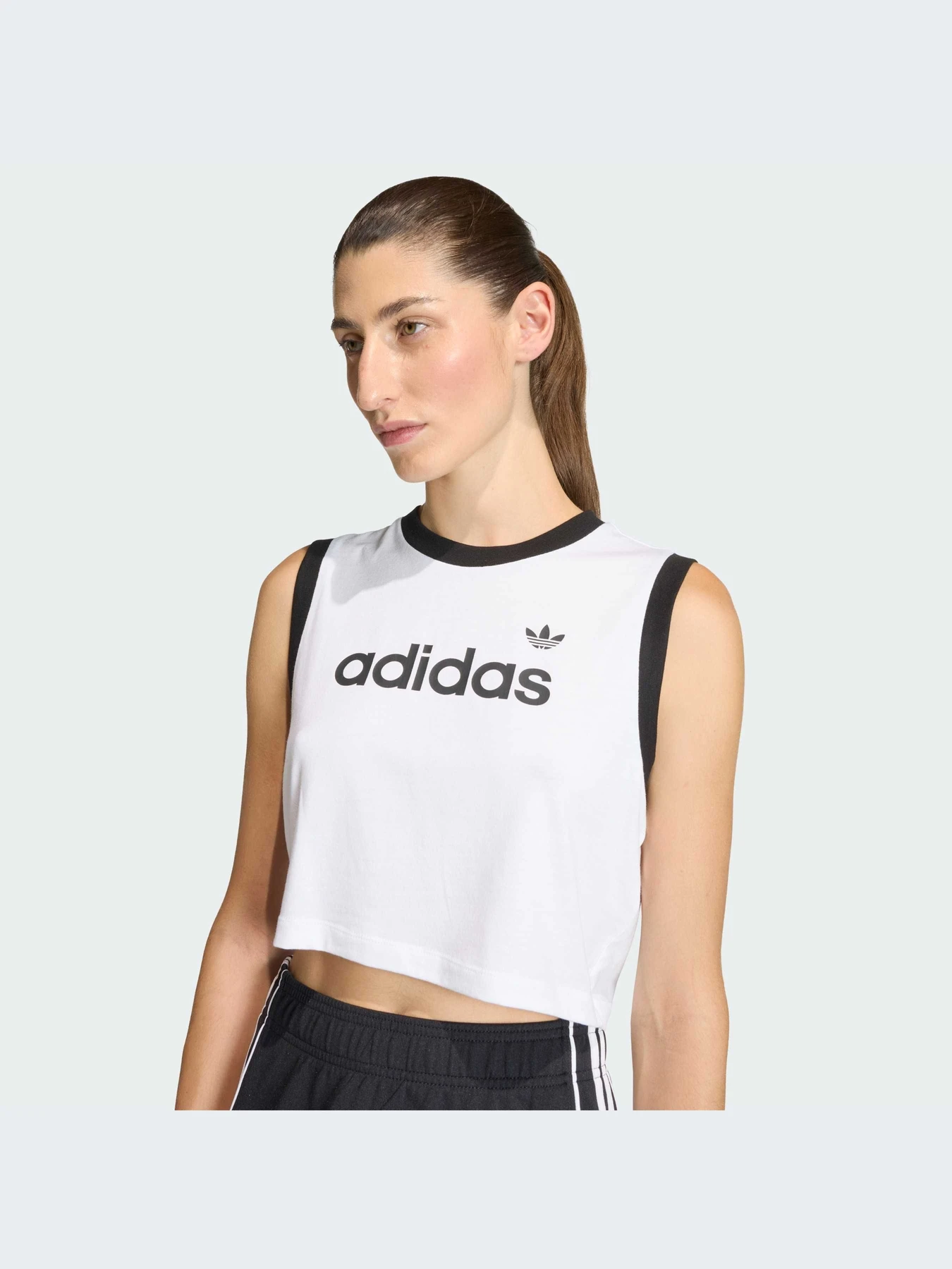Футболки и поло Adidas Adicolor модель KC9008-KZ Футболки и поло Adidas Adicolor модель KC9008-KZ Фото