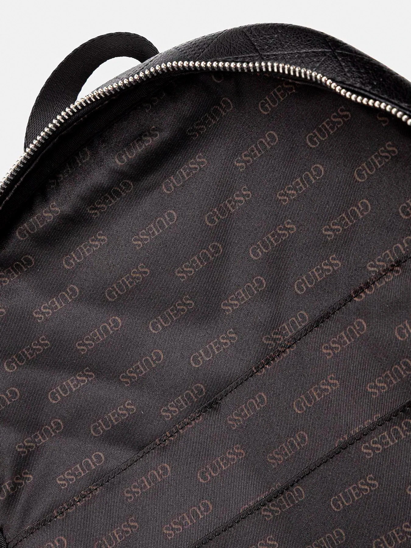Рюкзаки GUESS модель HMTOTE-P6111-BLA Рюкзаки GUESS модель HMTOTE-P6111-BLA Фото
