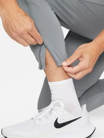 Брюки NIKE NK DF CHLLGR KNIT PANT модель 101515650 Фото