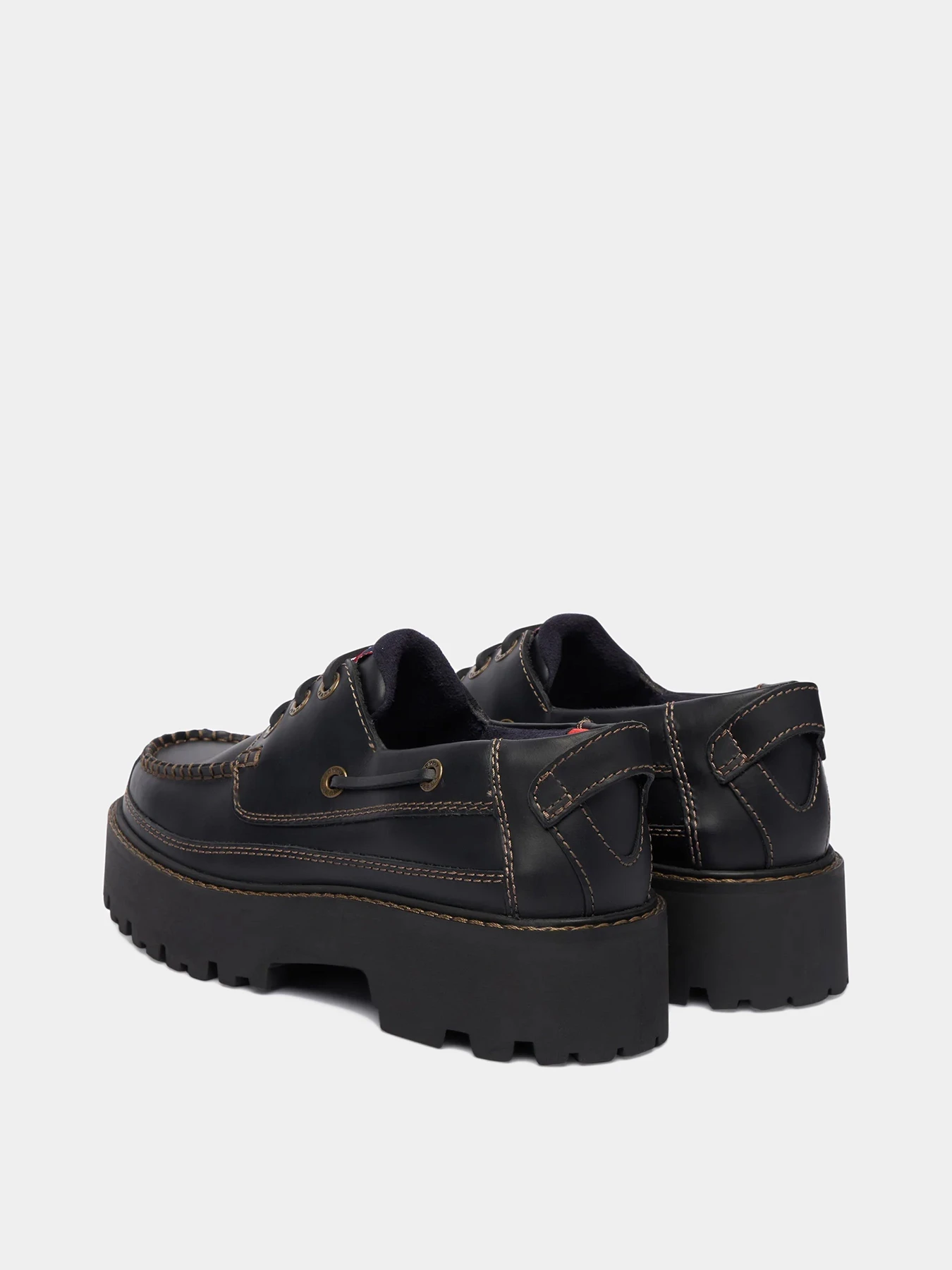 Полуботинки Tommy Hilfiger модель EN0EN03003-BDS Полуботинки Tommy Hilfiger модель EN0EN03003-BDS Фото