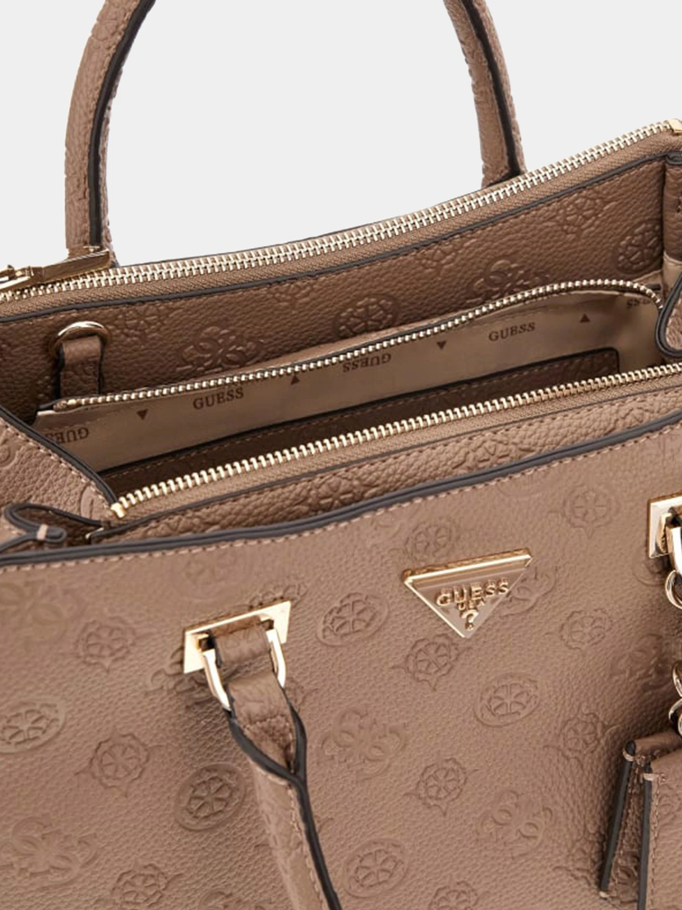 Сумки GUESS модель HWPD98-88070-DKO Сумки GUESS модель HWPD98-88070-DKO Фото