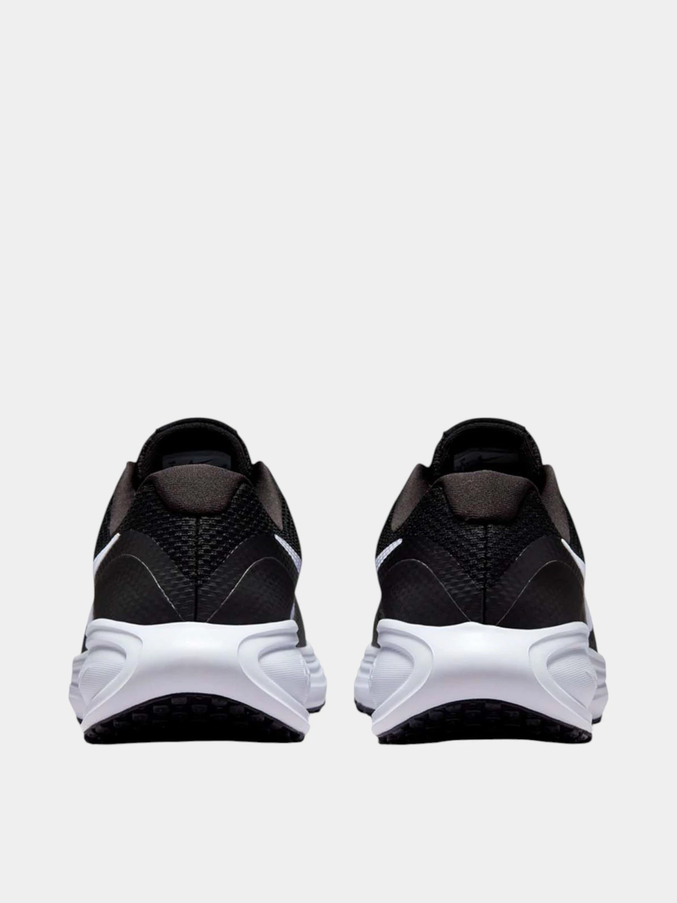 Кроссовки NIKE W NIKE REVOLUTION 8 модель 102265606 Кроссовки NIKE W NIKE REVOLUTION 8 модель 102265606 Фото