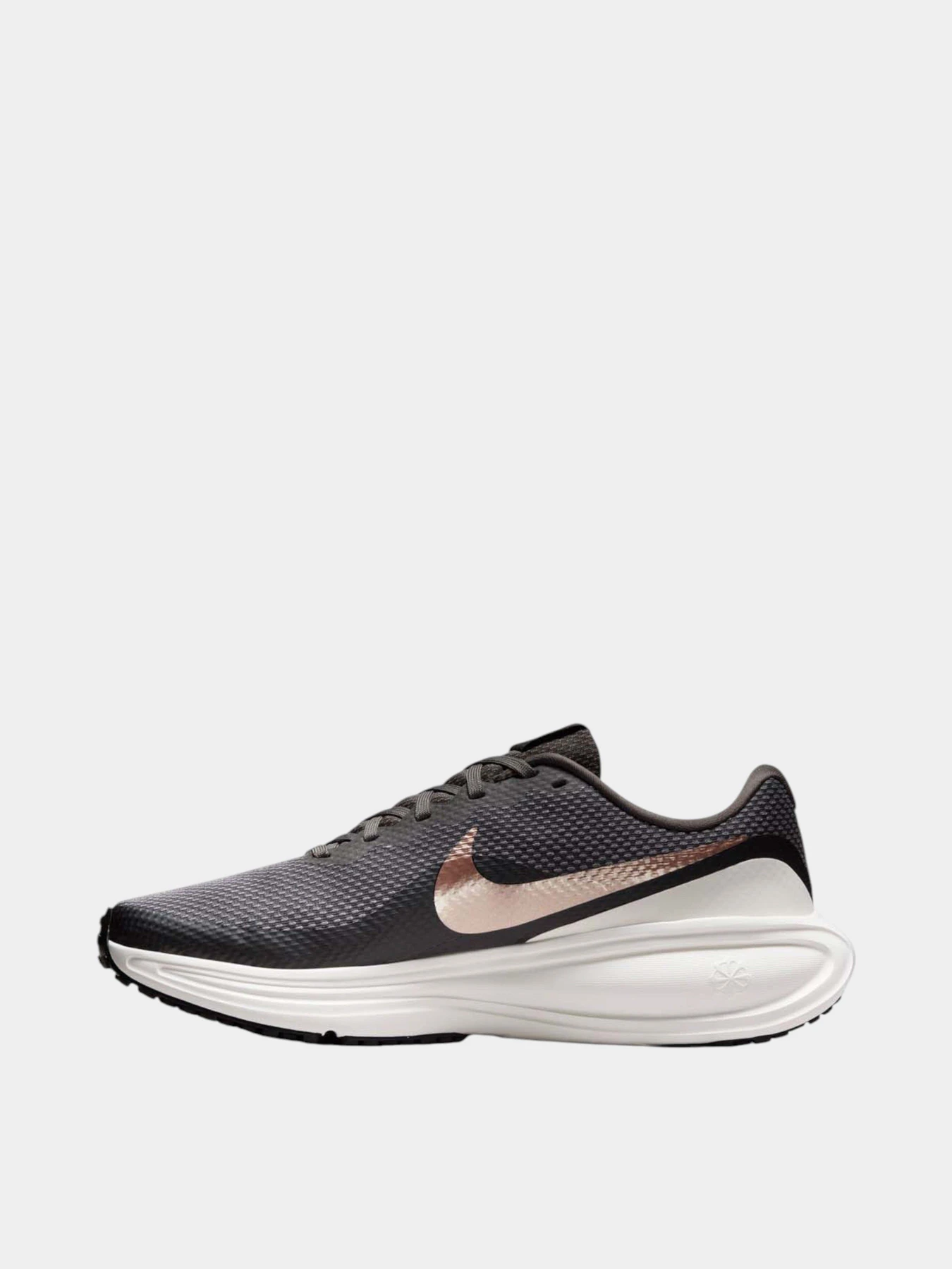 Кроссовки NIKE W NIKE REVOLUTION 8 модель 102265609 Кроссовки NIKE W NIKE REVOLUTION 8 модель 102265609 Фото