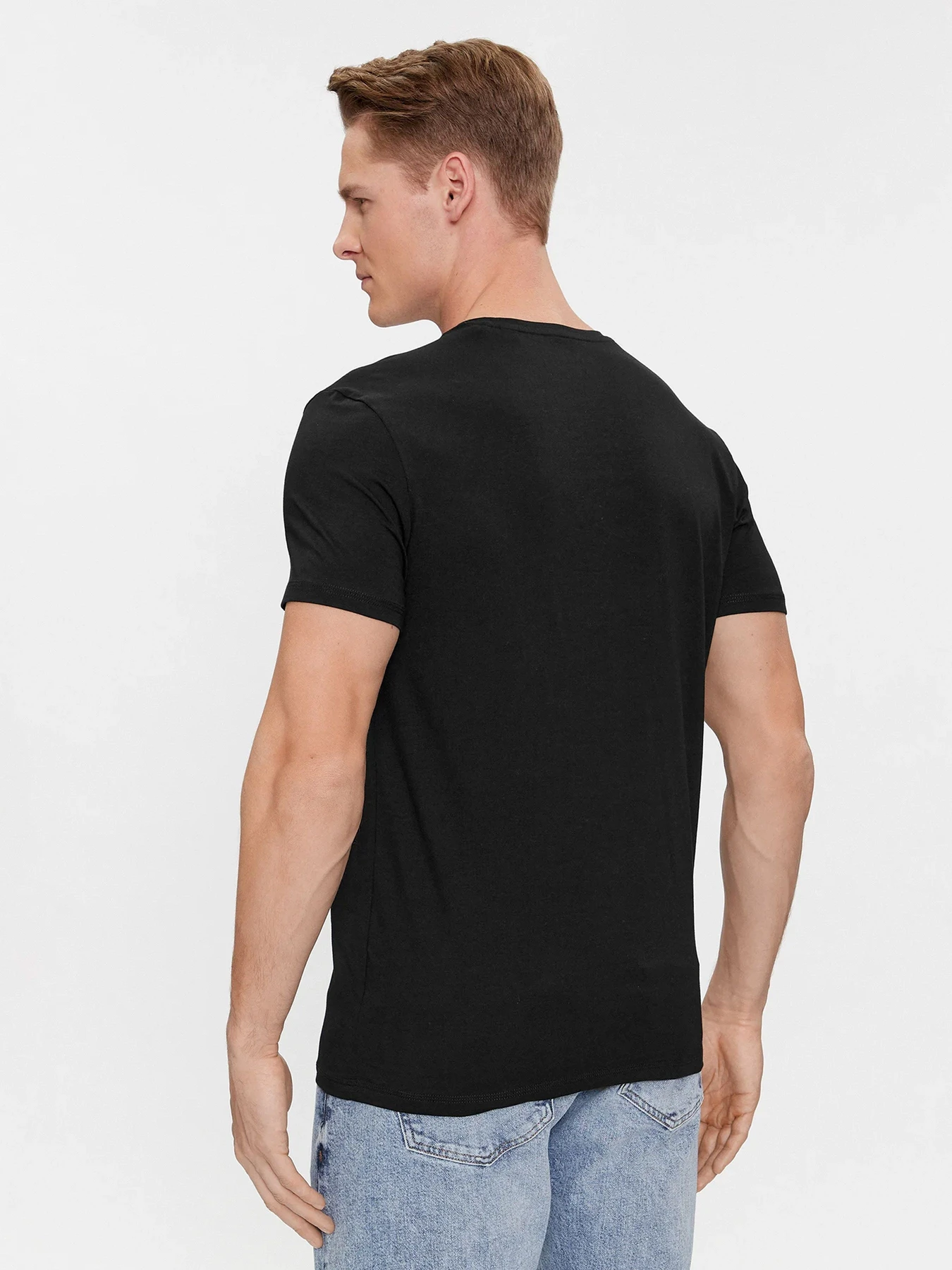 Футболки и поло GUESS модель U97M00-KCD31-A996 Футболки и поло GUESS модель U97M00-KCD31-A996 Фото