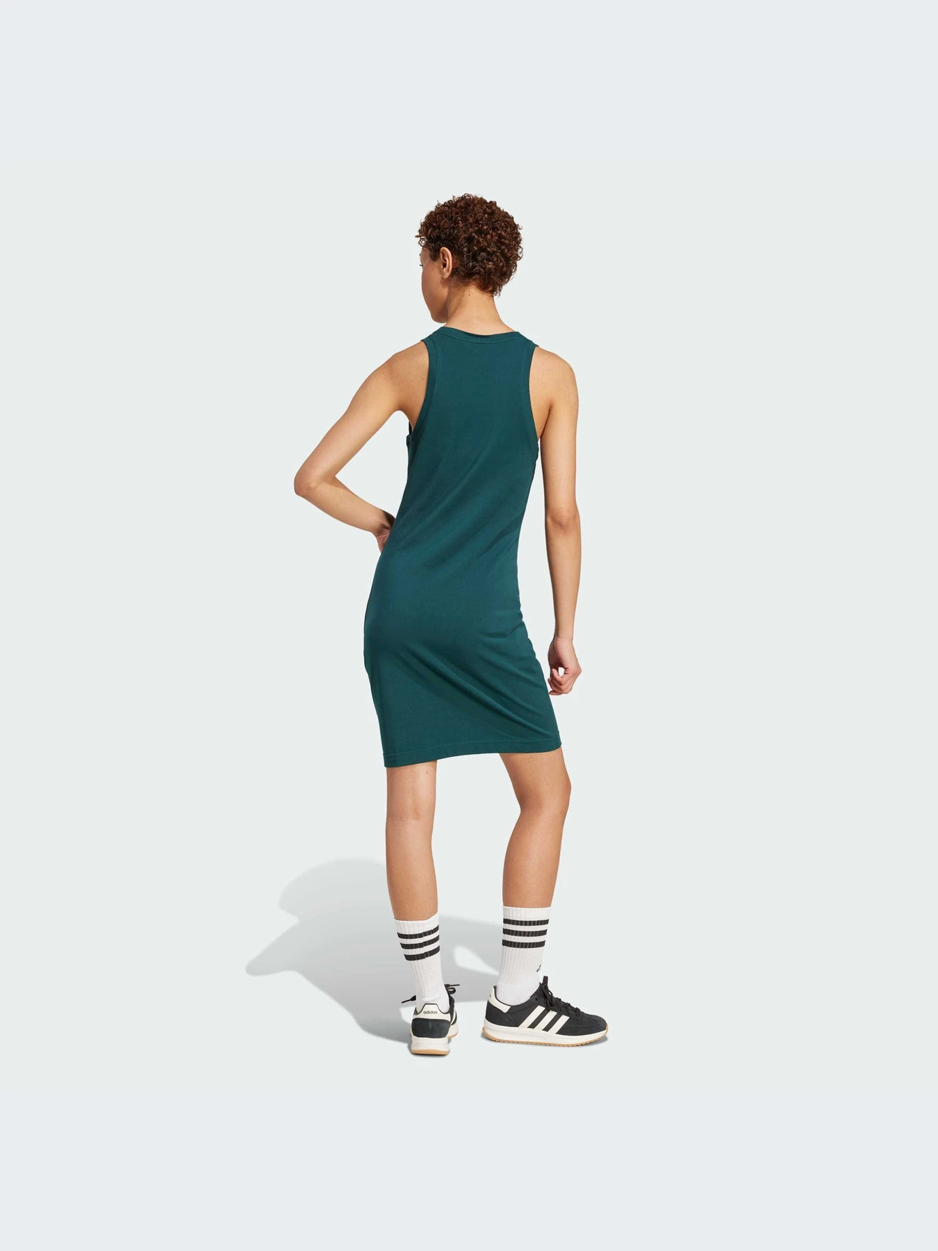 Платья Adidas модель JW7854-KZ Платья Adidas модель JW7854-KZ Фото