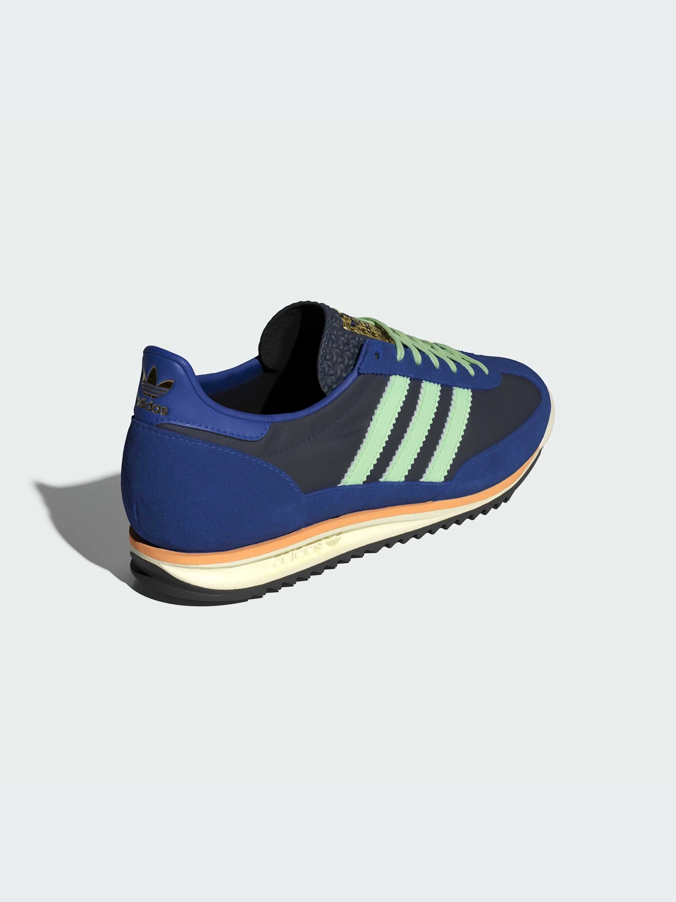 Кроссовки Adidas модель IE3426-KZ Кроссовки Adidas модель IE3426-KZ Фото