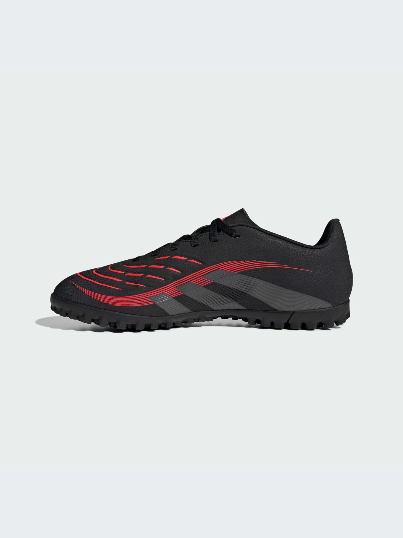Кроссовки Adidas Predator модель ID3783-KZ Кроссовки Adidas Predator модель ID3783-KZ Фото
