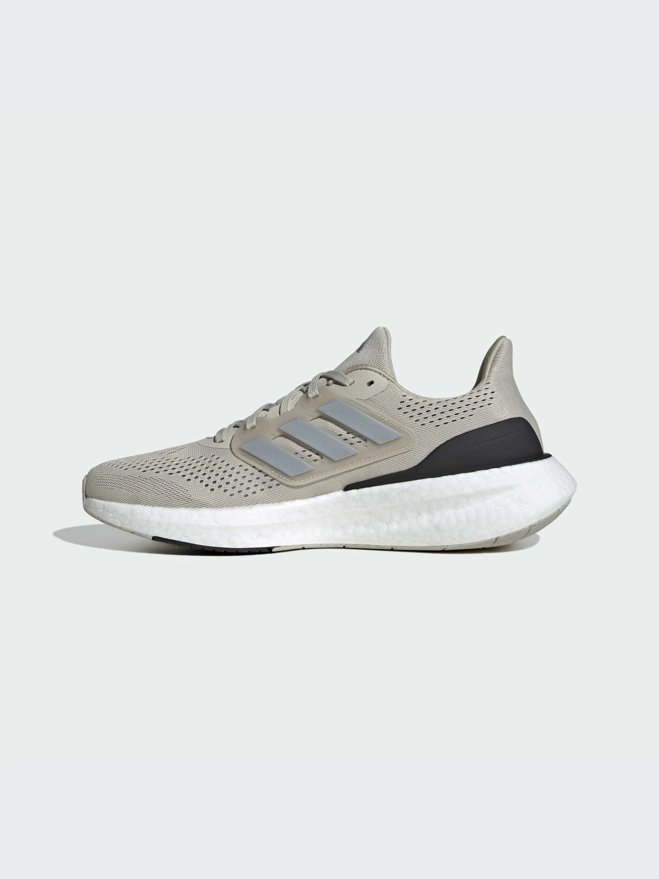 Кроссовки Adidas PureBoost модель IF1547-KZ Кроссовки Adidas PureBoost модель IF1547-KZ Фото