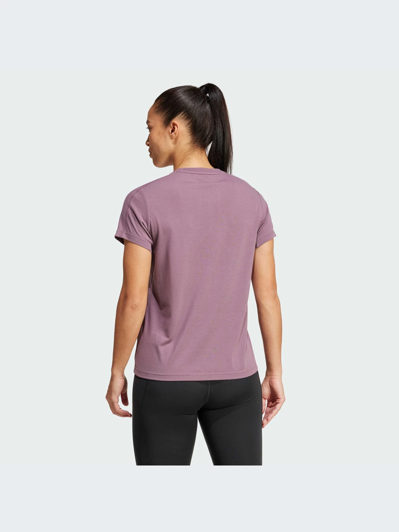 Футболки и поло Adidas модель IX1010-KZ Футболки и поло Adidas модель IX1010-KZ Фото