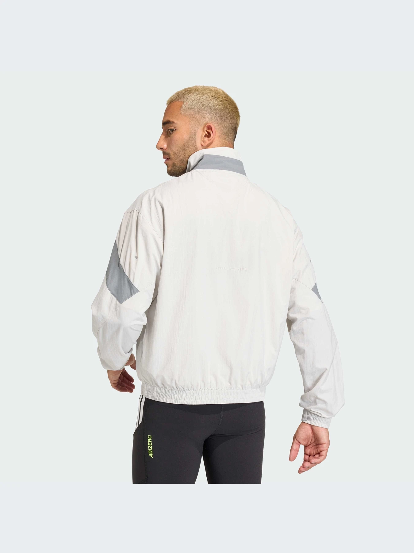 Куртки и дубленки Adidas модель JY7451-KZ Куртки и дубленки Adidas модель JY7451-KZ Фото