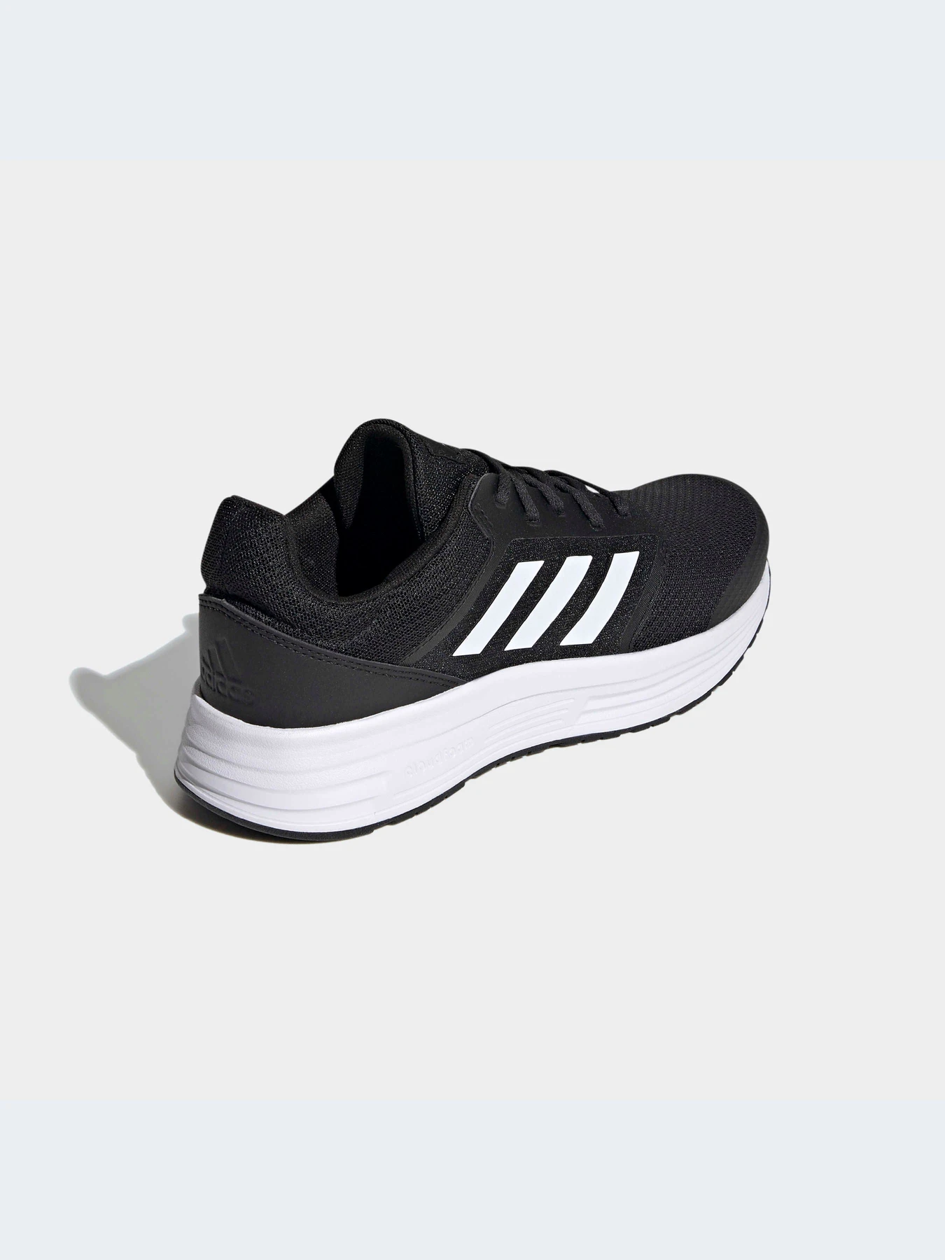 Кроссовки Adidas модель FW5717-KZ Кроссовки Adidas модель FW5717-KZ Фото