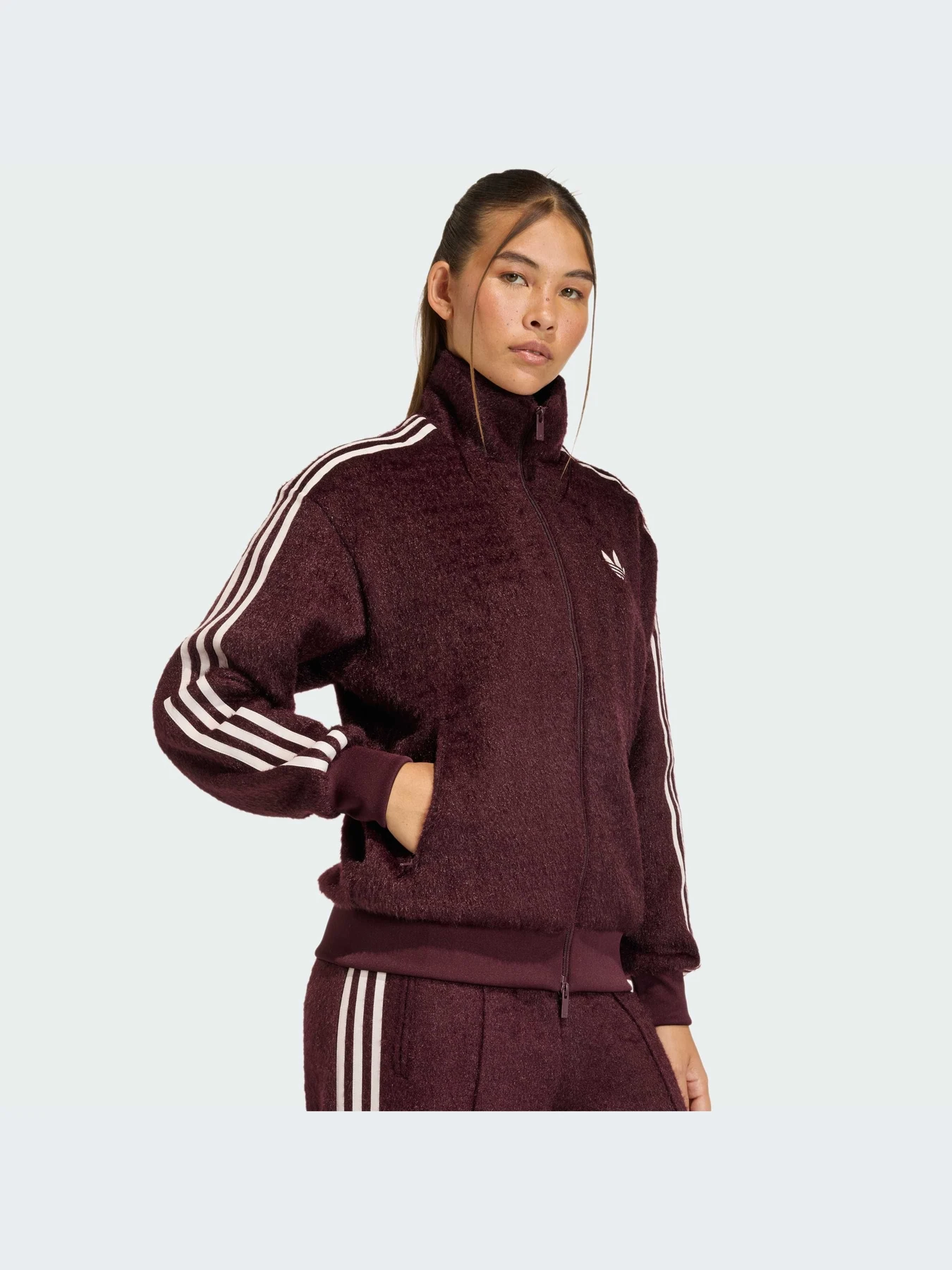 Худи и свитшоты Adidas модель KS0428-KZ Худи и свитшоты Adidas модель KS0428-KZ Фото