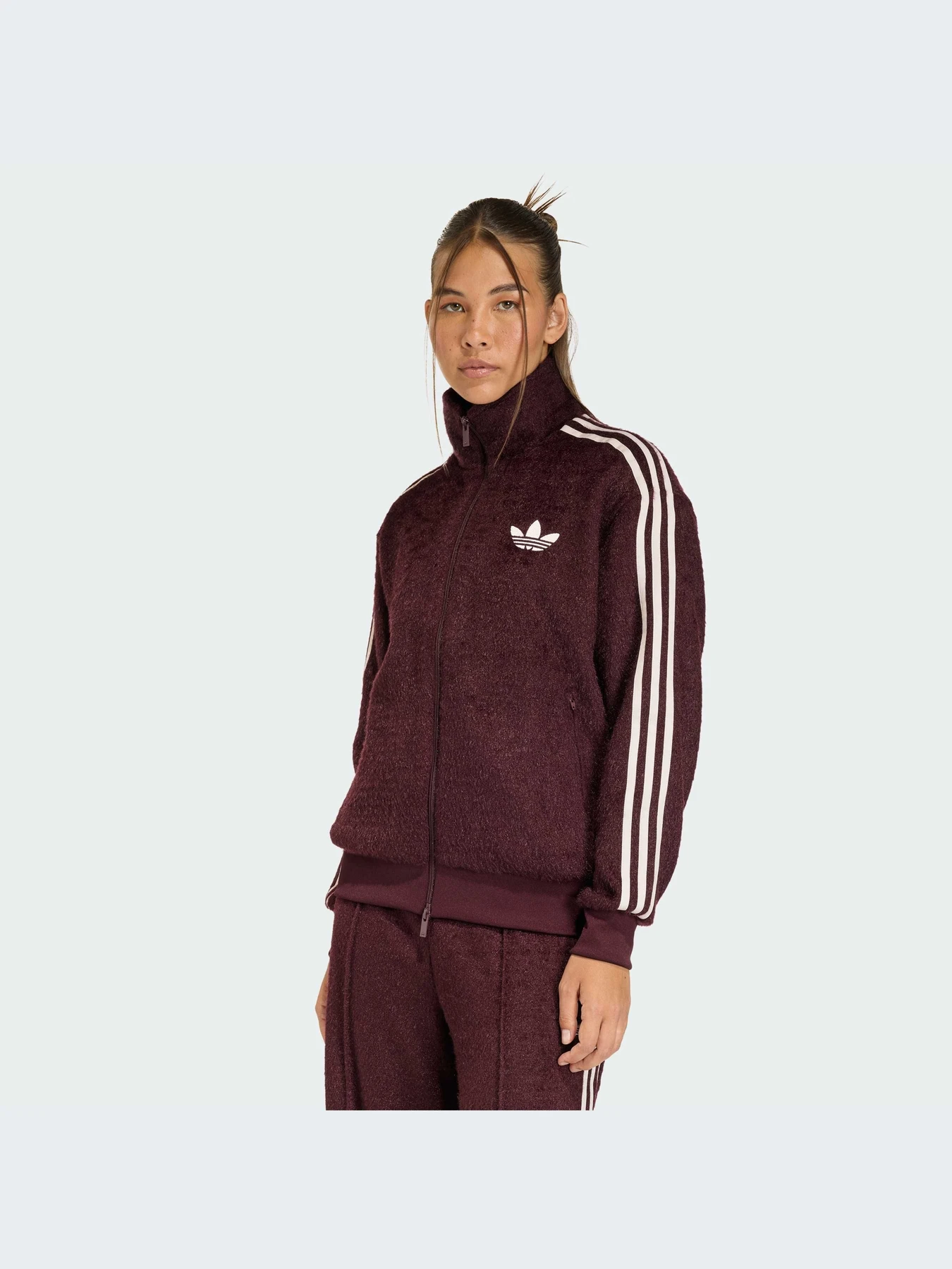 Худи и свитшоты Adidas модель KS0428-KZ Худи и свитшоты Adidas модель KS0428-KZ Фото