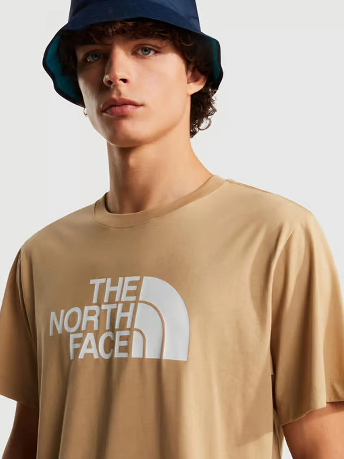 Футболки и поло The North Face модель NF0A8B6JLK51 Футболки и поло The North Face модель NF0A8B6JLK51 Фото