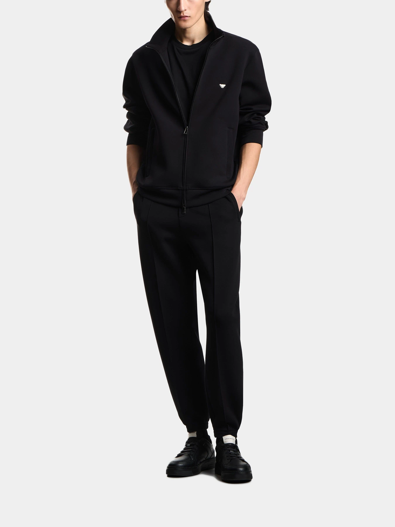 Футболки и поло Emporio Armani модель EM004592-AF13747-UC001 Футболки и поло Emporio Armani модель EM004592-AF13747-UC001 Фото