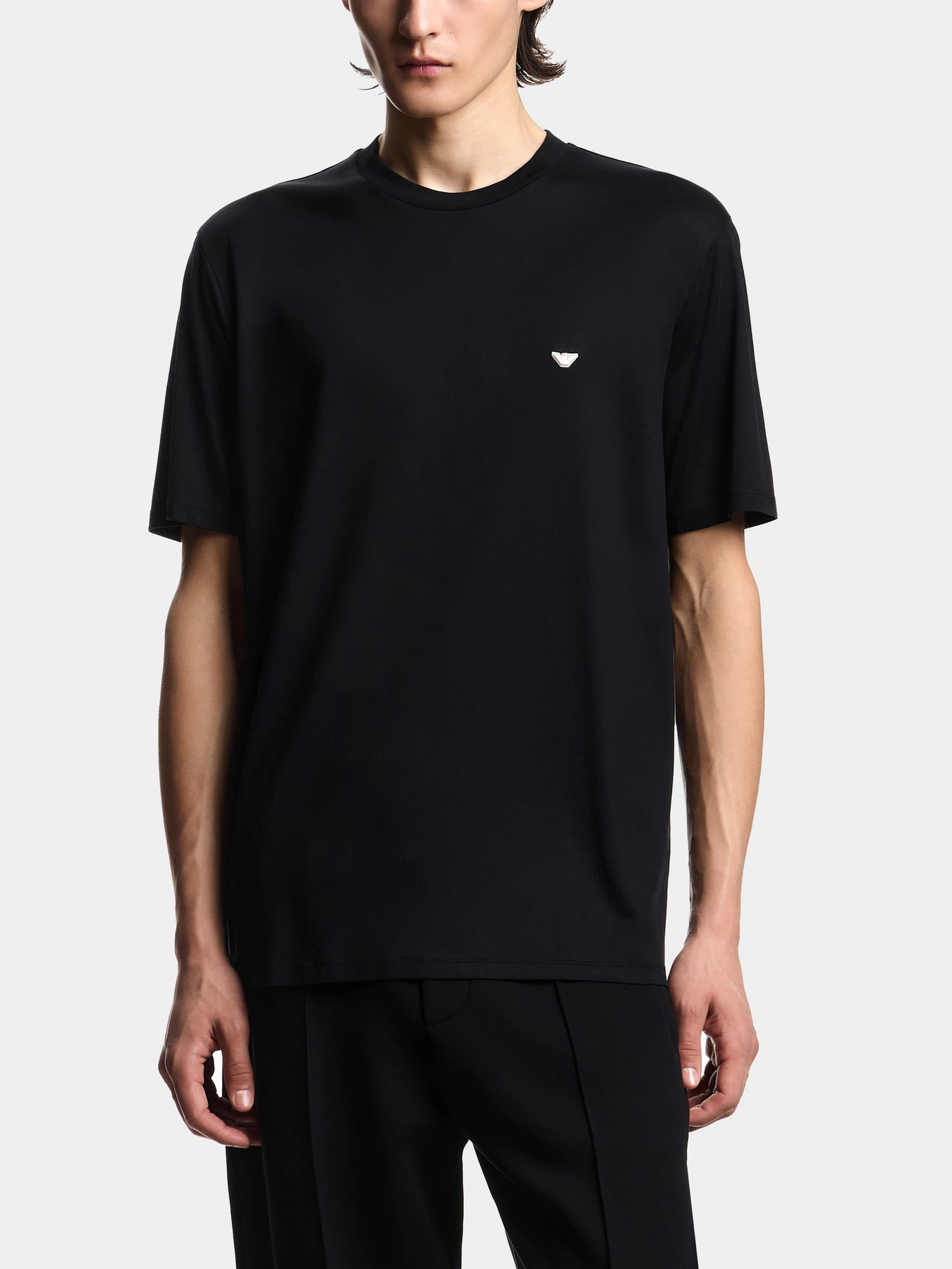 Футболки и поло Emporio Armani модель EM004592-AF13747-UC001 Футболки и поло Emporio Armani модель EM004592-AF13747-UC001 Фото