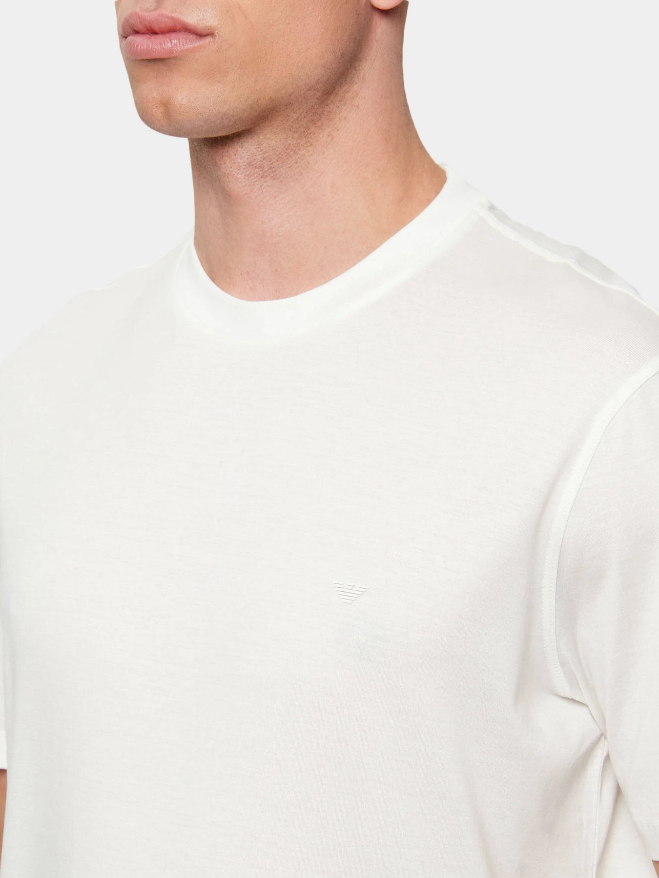 Футболки и поло Emporio Armani модель EM005491-AF24839-U0003 Футболки и поло Emporio Armani модель EM005491-AF24839-U0003 Фото