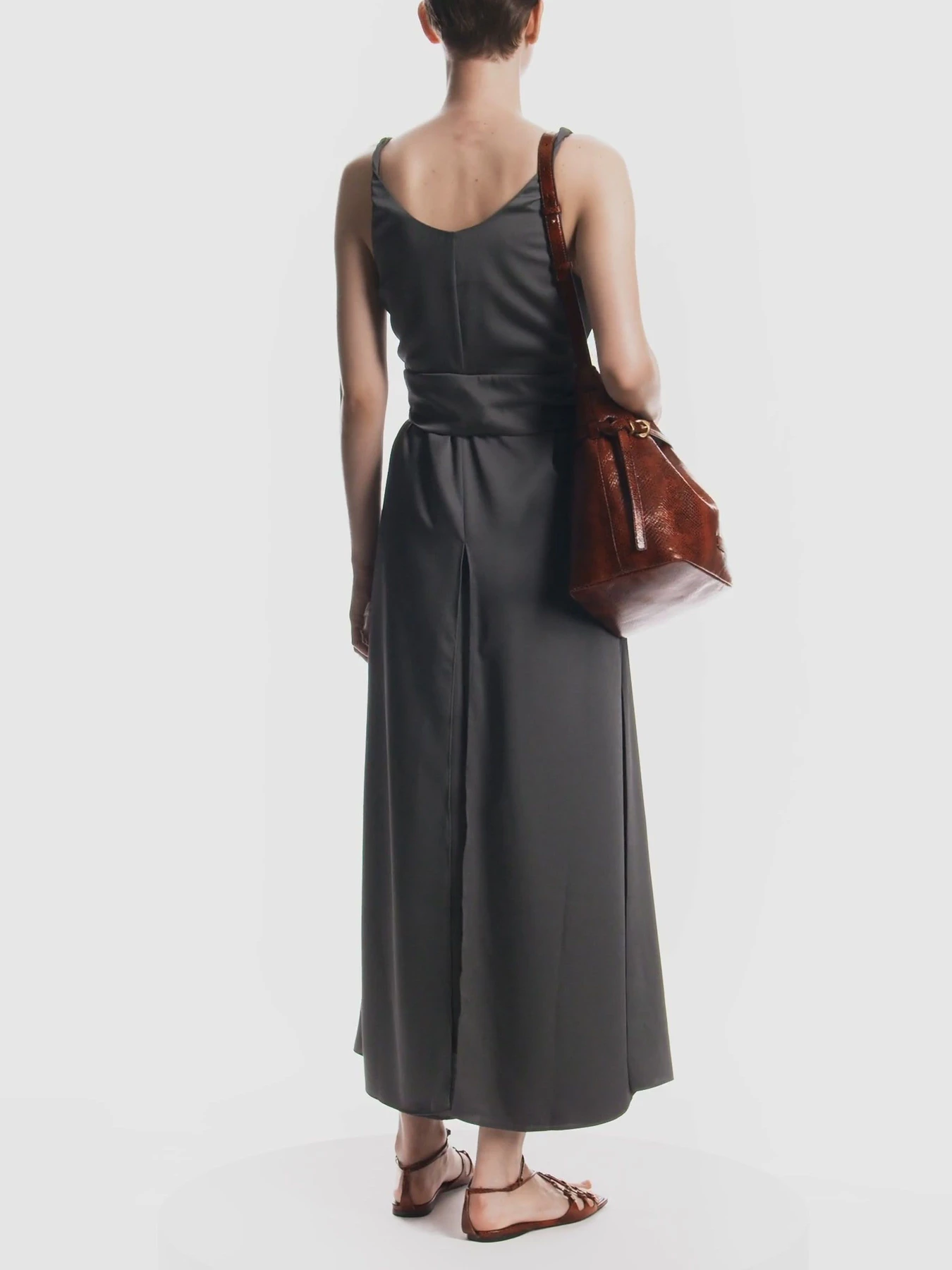 Платья Emporio Armani модель EW003317-AF20495-U8150 Фото