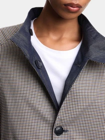 Пальто и плащи Emporio Armani модель EW004355-AF23976-MB001 Фото