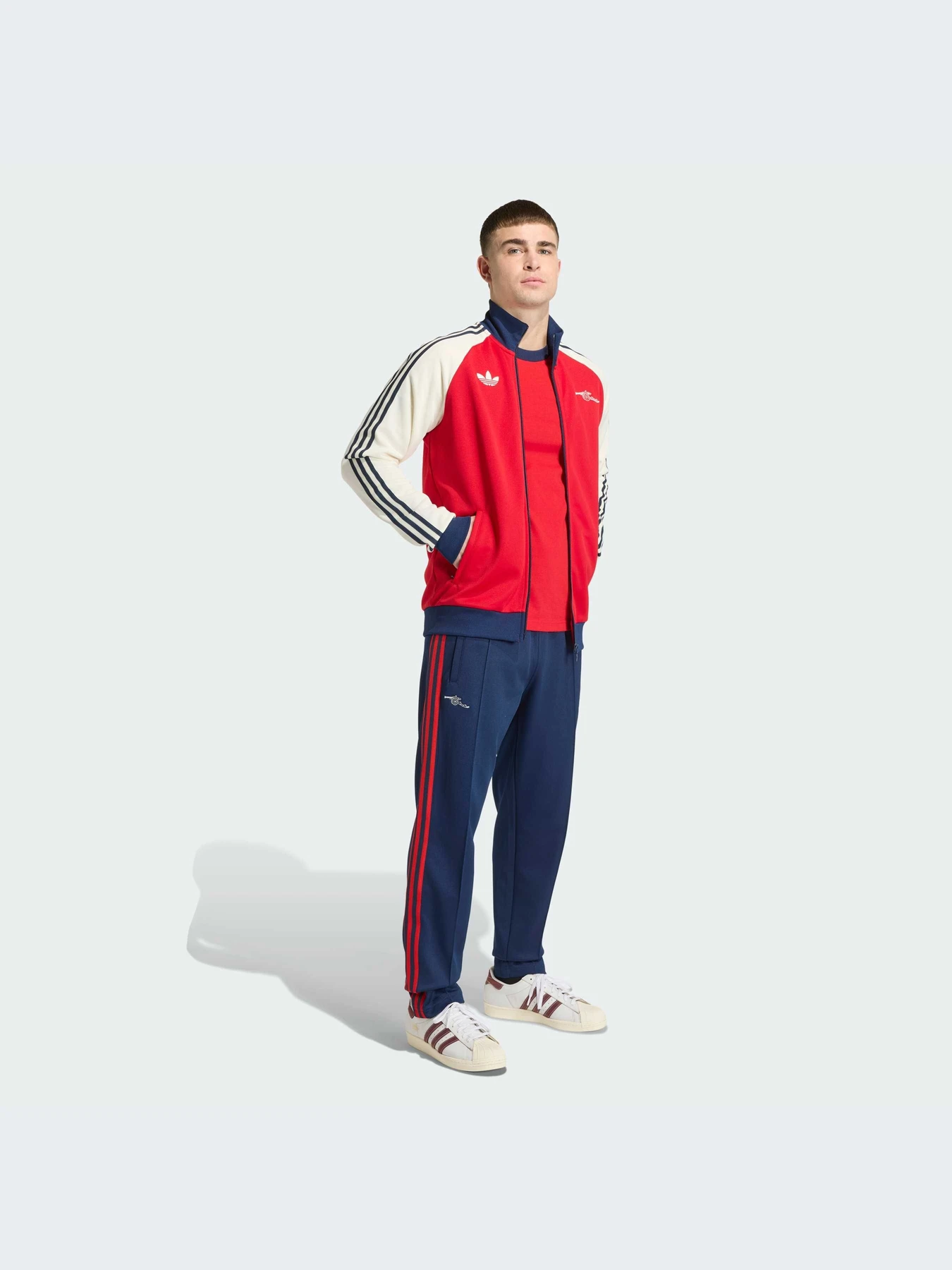 Худи и свитшоты Adidas модель KB1793-KZ Худи и свитшоты Adidas модель KB1793-KZ Фото