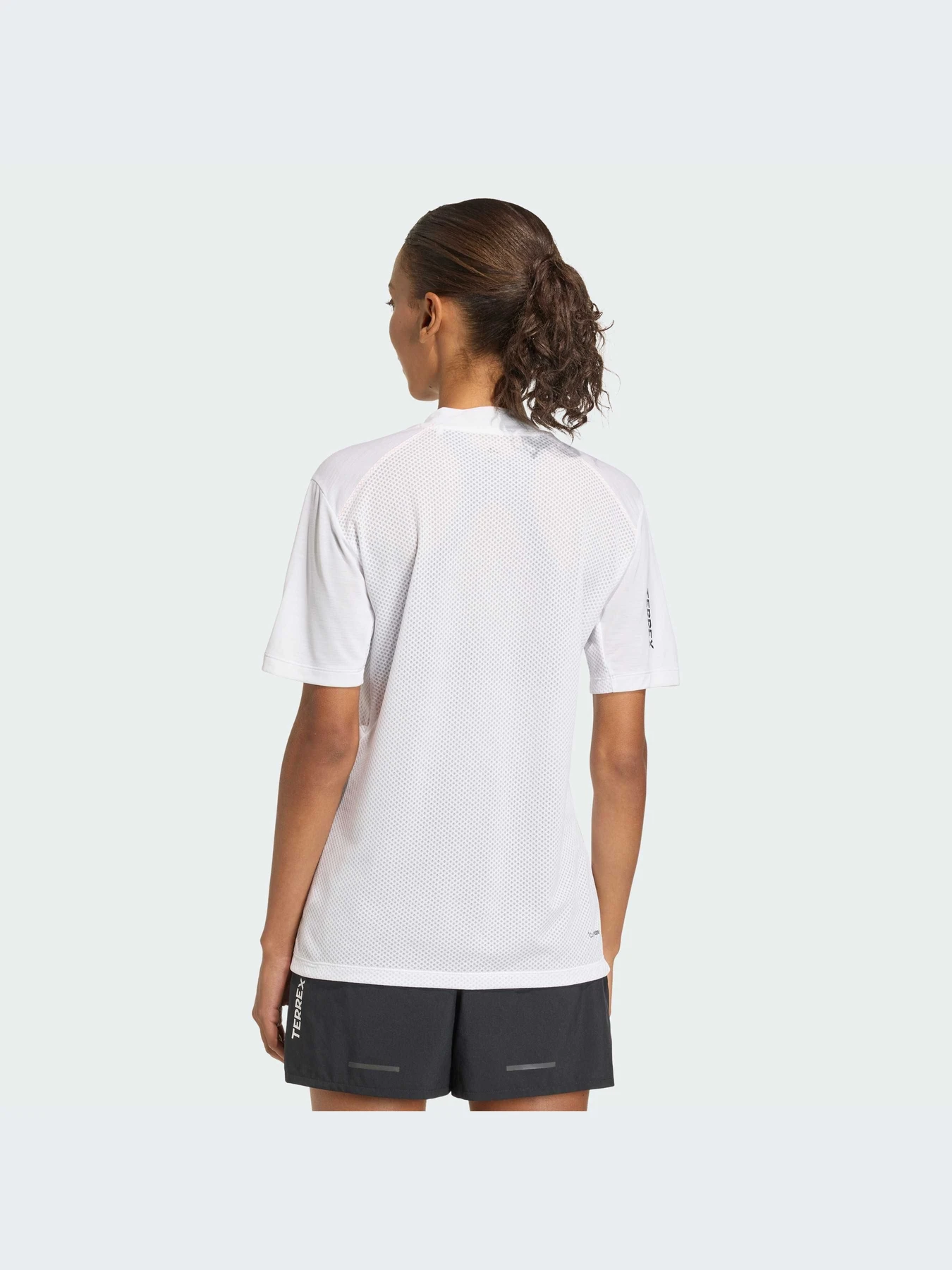 Футболки и поло Adidas модель KD4857-KZ Футболки и поло Adidas модель KD4857-KZ Фото