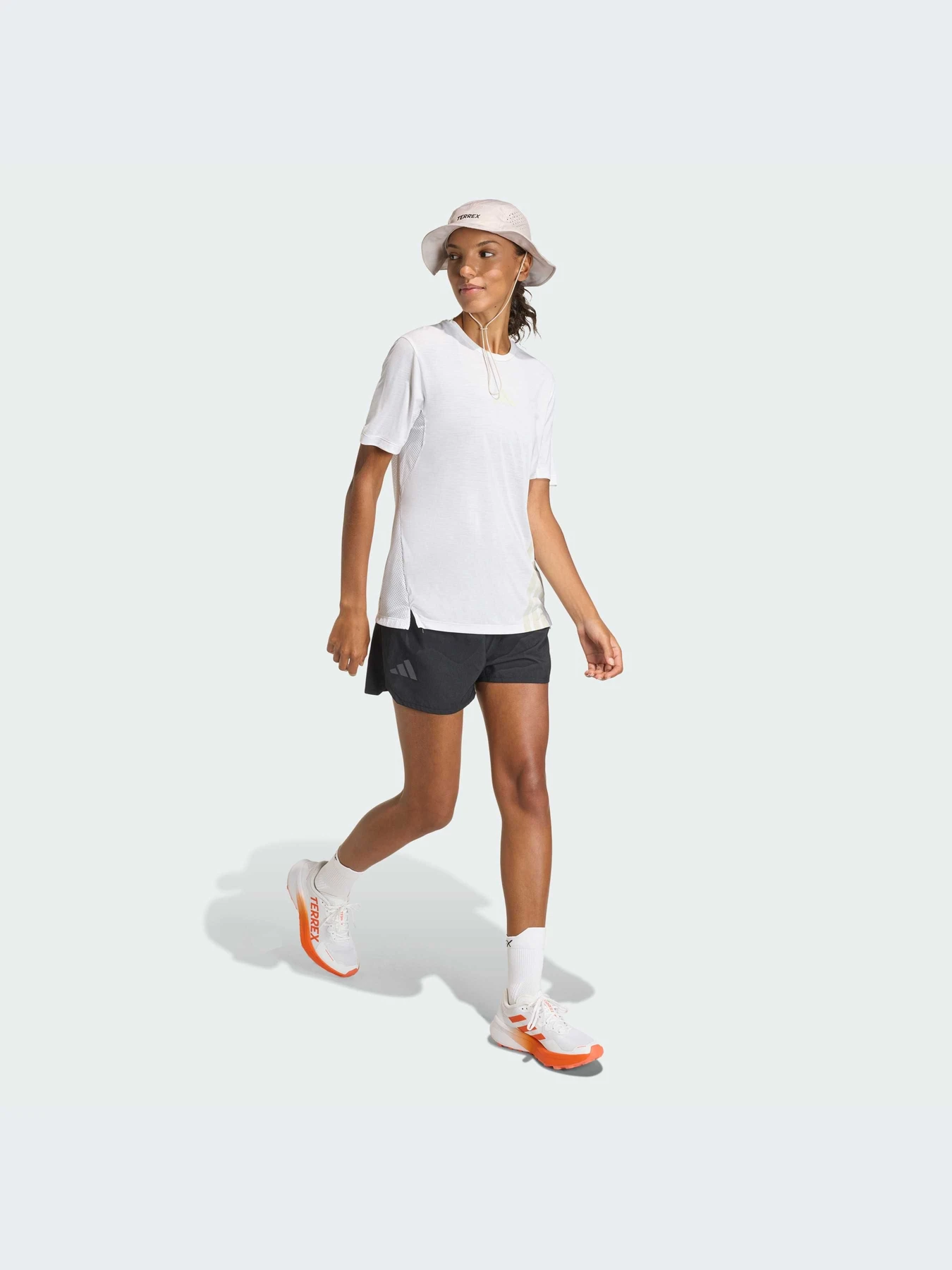 Футболки и поло Adidas модель KD4857-KZ Футболки и поло Adidas модель KD4857-KZ Фото