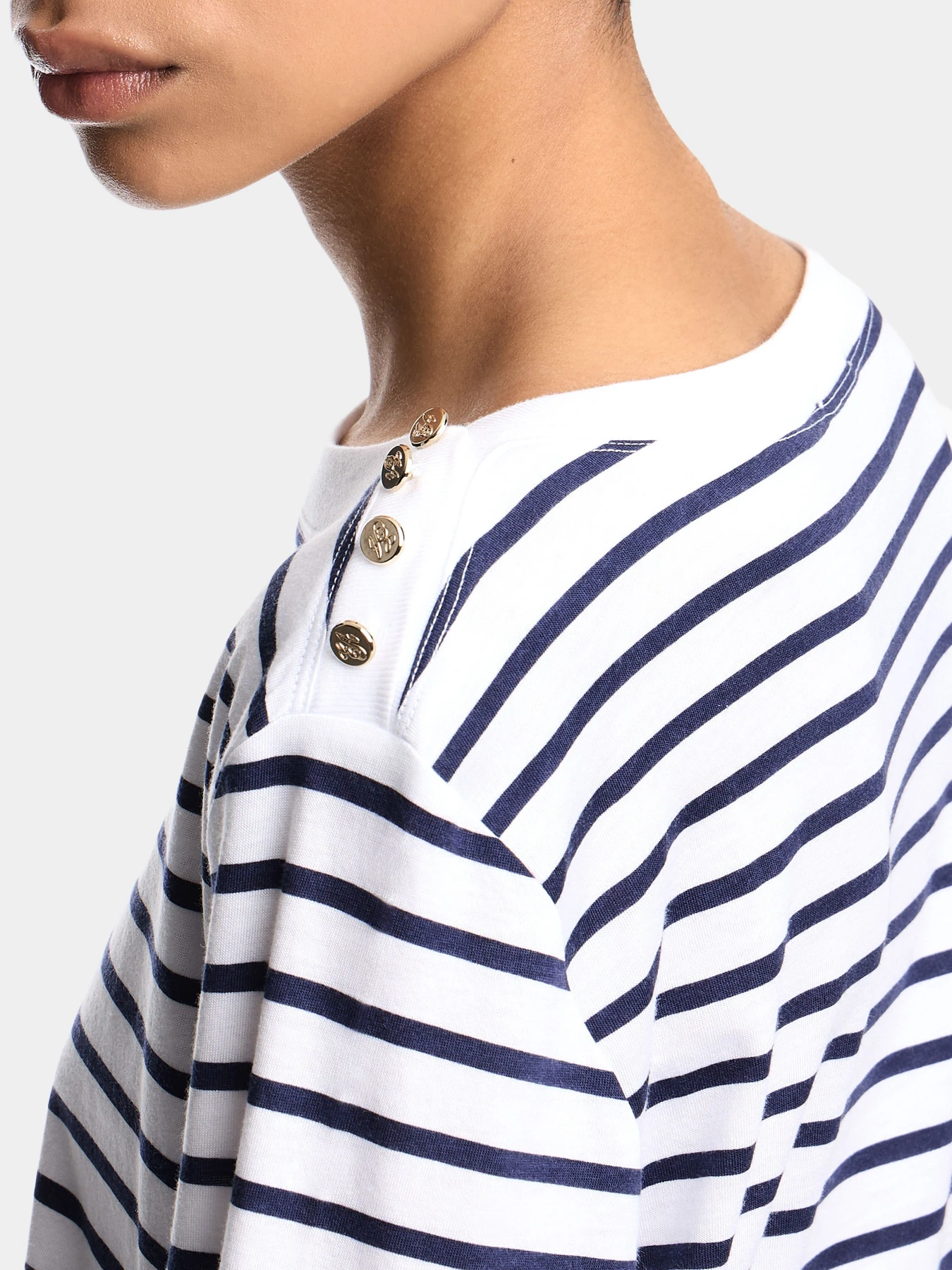 Худи и свитшоты Emporio Armani модель EW003837-AF24854-FB065 Фото