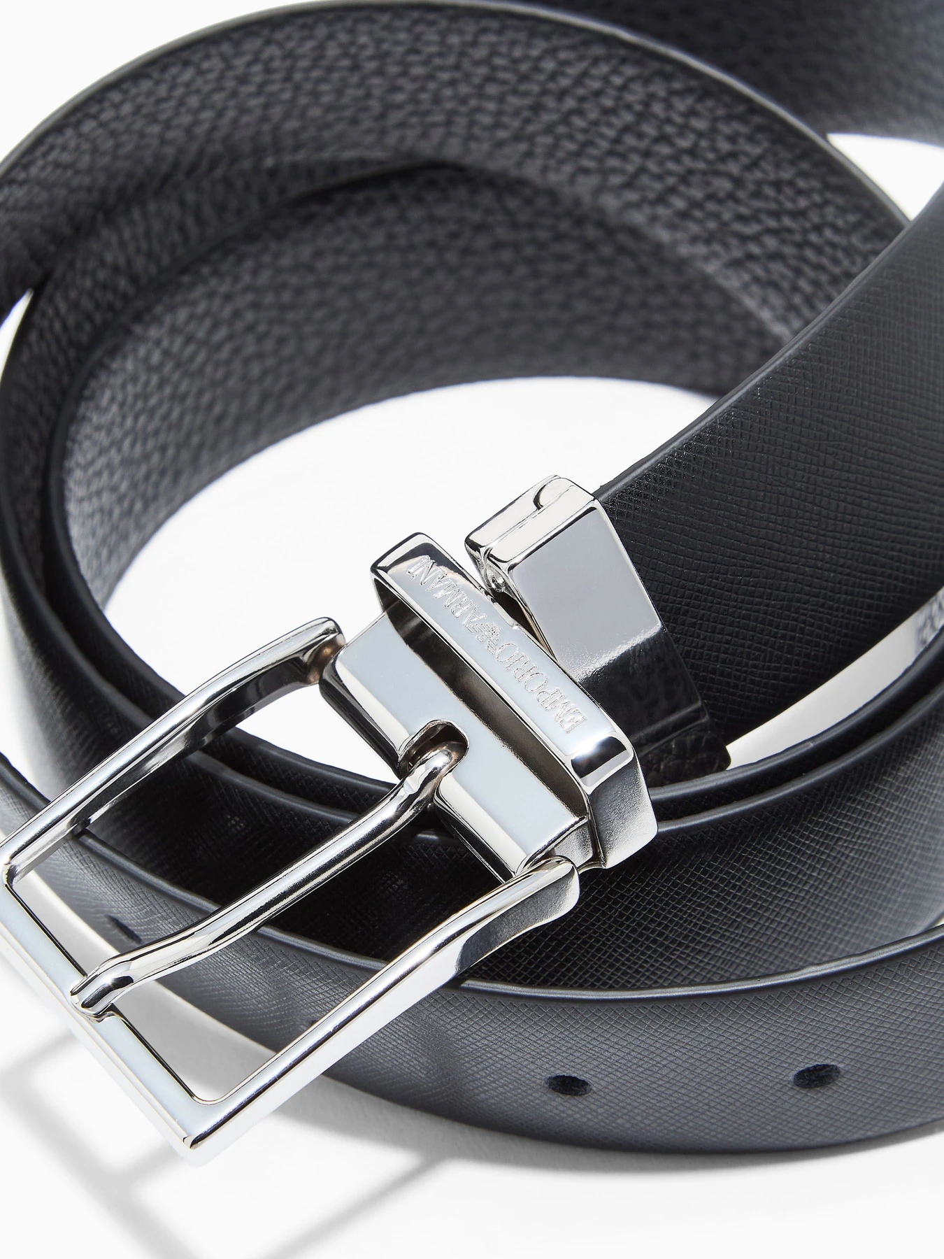 Ремни Emporio Armani модель EM005540-AF24909-MC173 Ремни Emporio Armani модель EM005540-AF24909-MC173 Фото