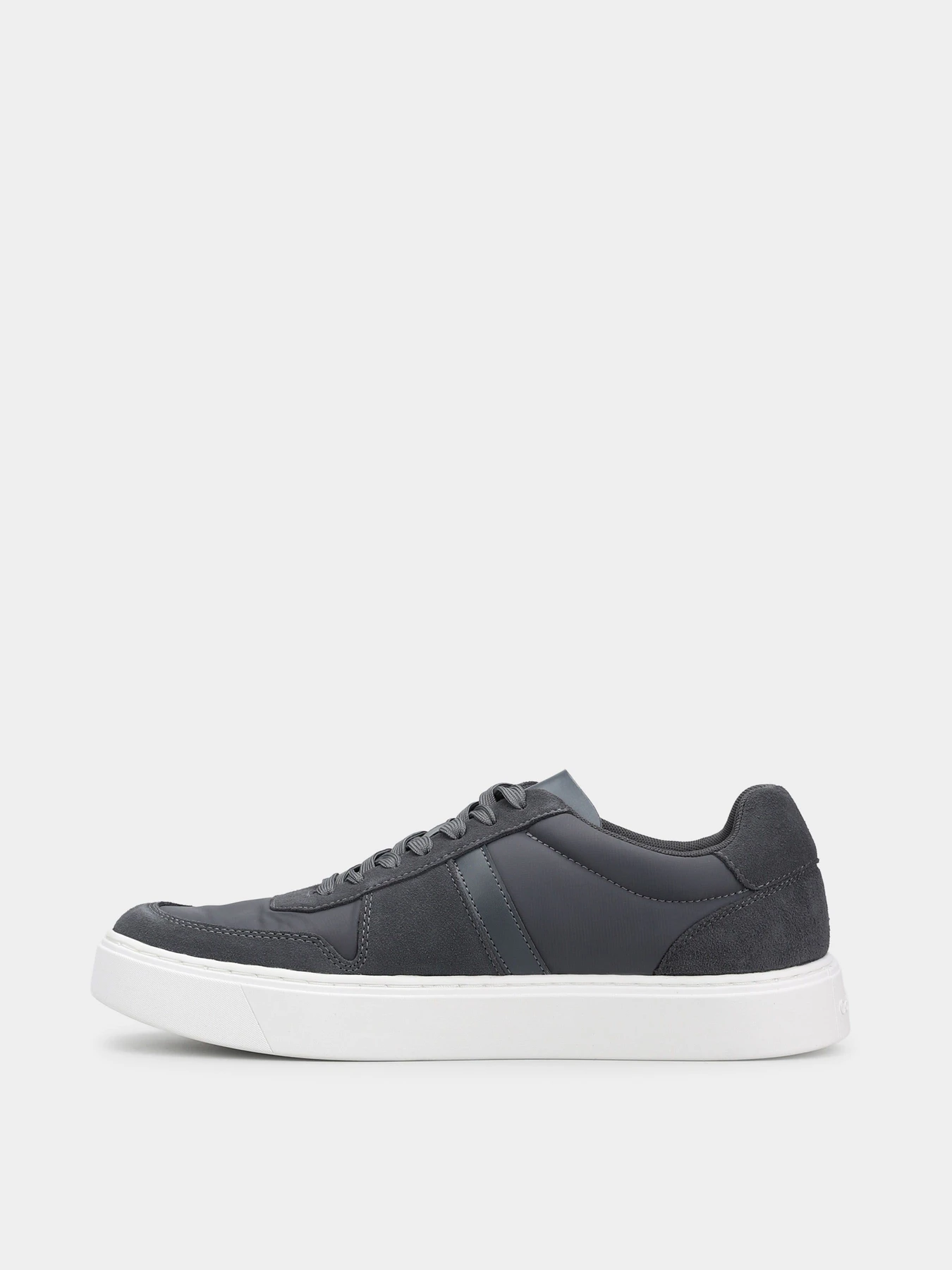 Кроссовки Calvin Klein модель YM0YM01395-PCX Кроссовки Calvin Klein модель YM0YM01395-PCX Фото