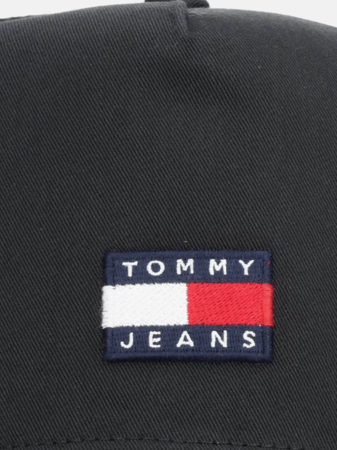 Шапки и кепки Tommy Hilfiger модель AM0AM13850-BDS Шапки и кепки Tommy Hilfiger модель AM0AM13850-BDS Фото