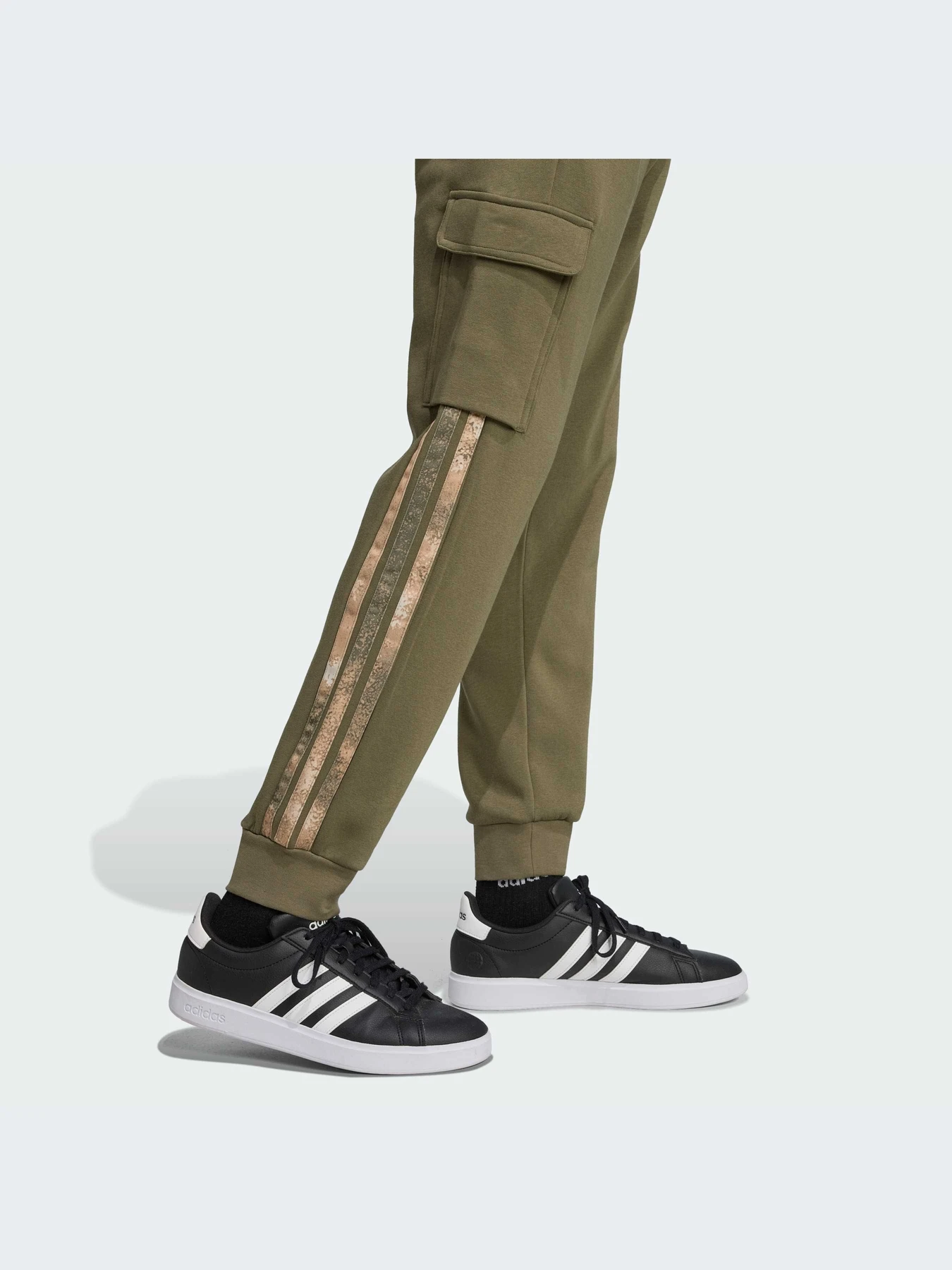 Брюки Adidas модель JM1714-KZ Брюки Adidas модель JM1714-KZ Фото